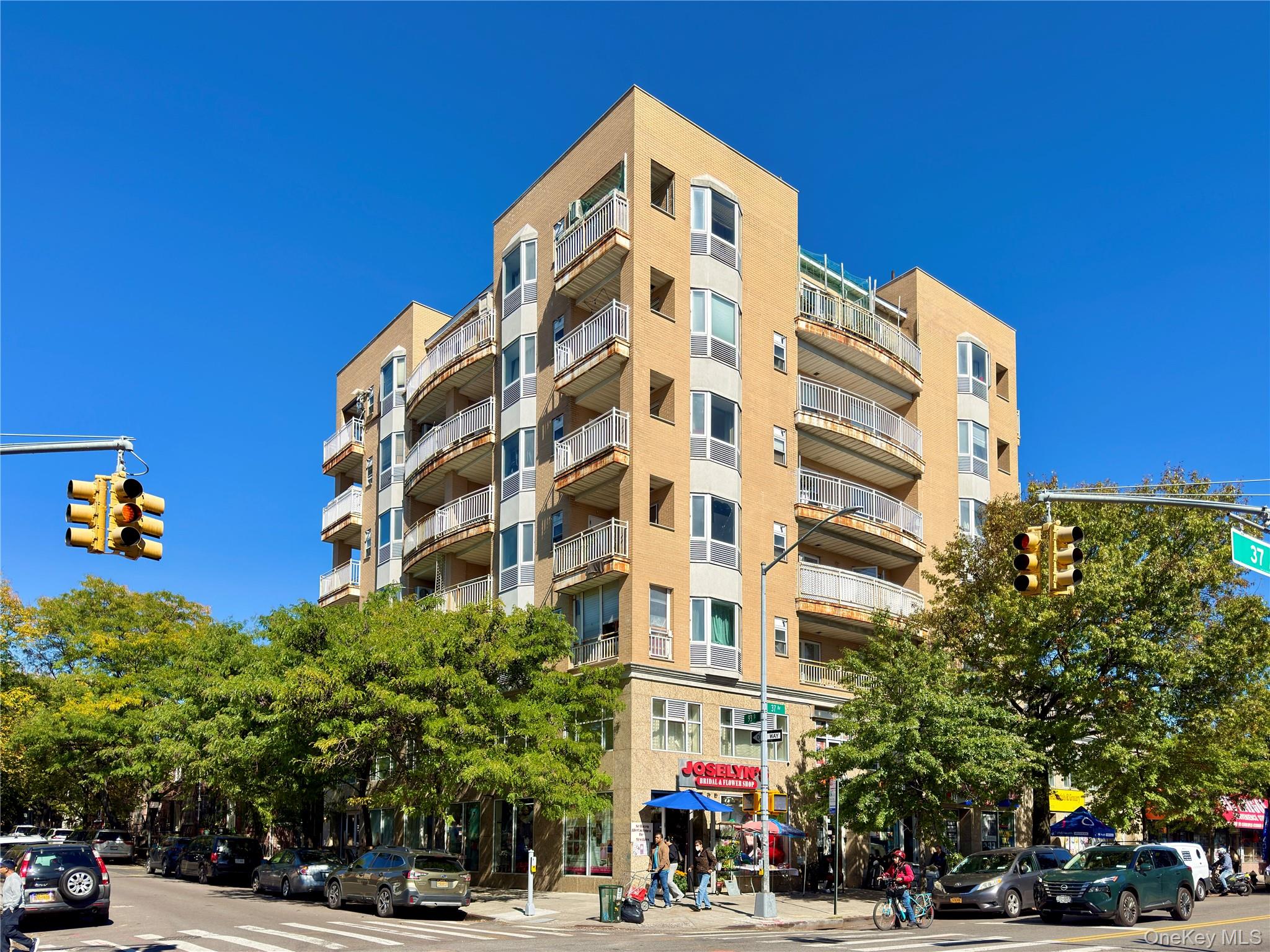 9305 37th Avenue, Unit 3C