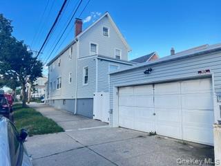 128-04 Gotham Road – For Sale photo 3