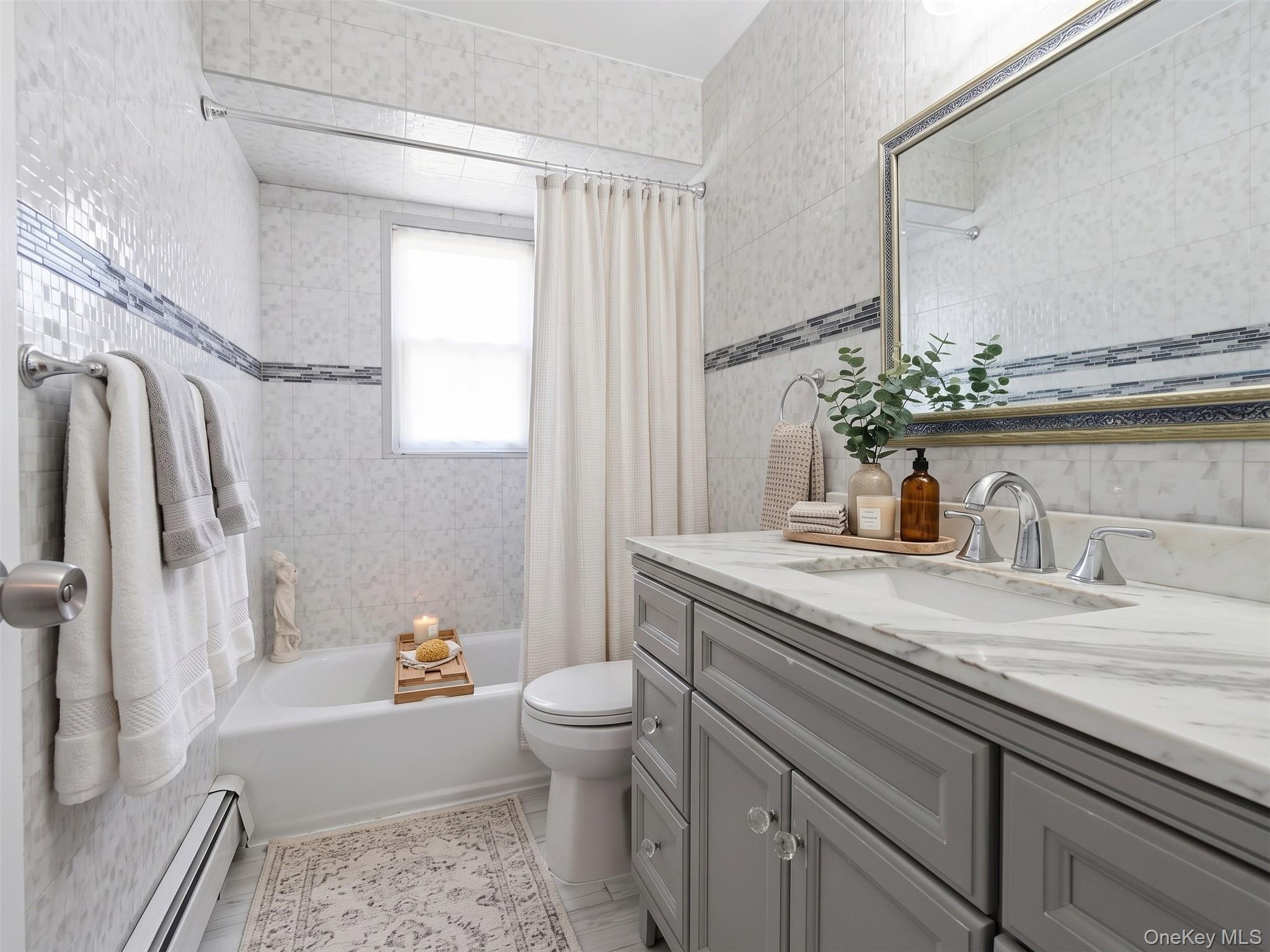 153 Davison – For Sale photo 9