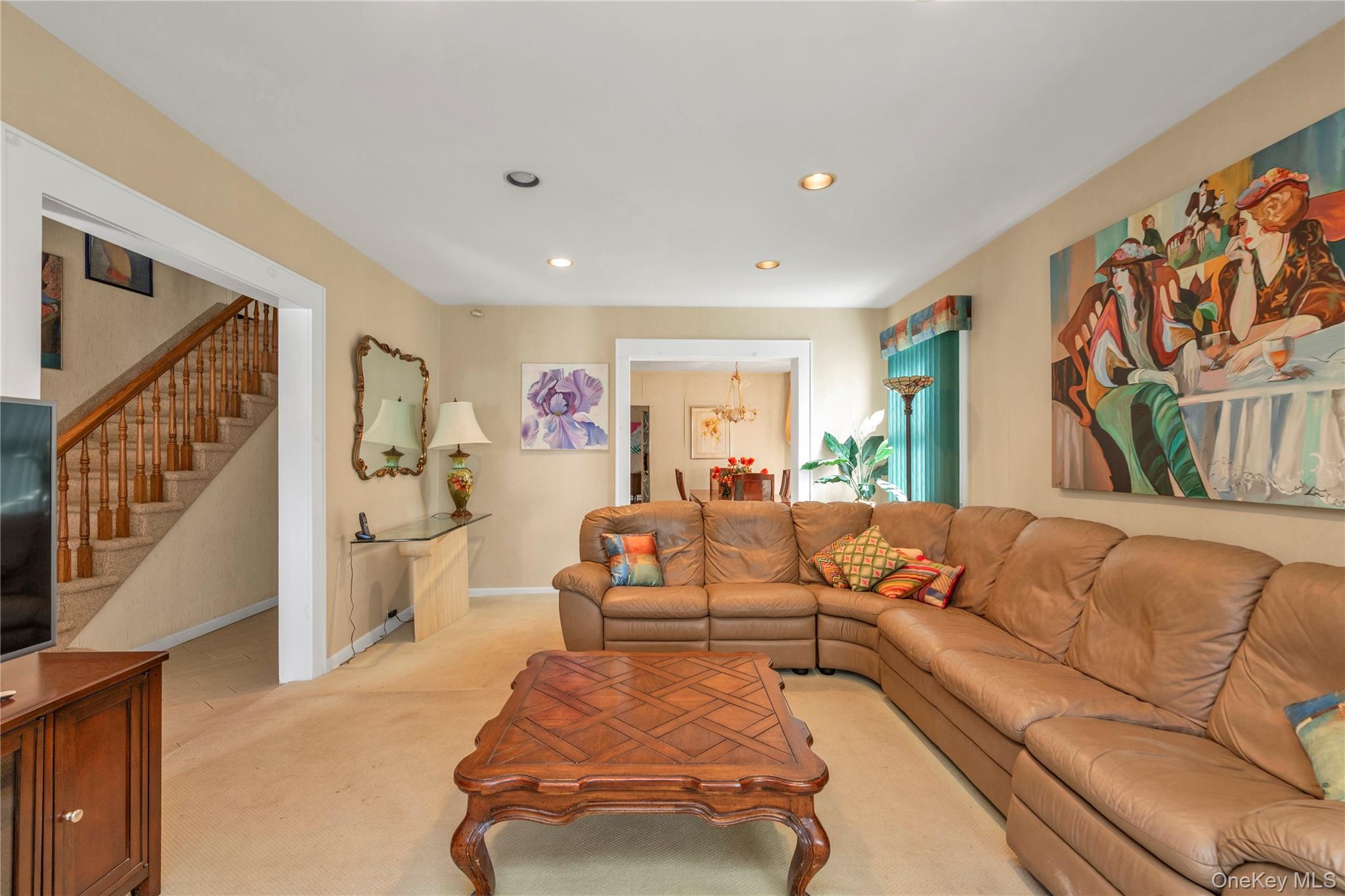 10 Sunset Avenue – For Sale photo 6