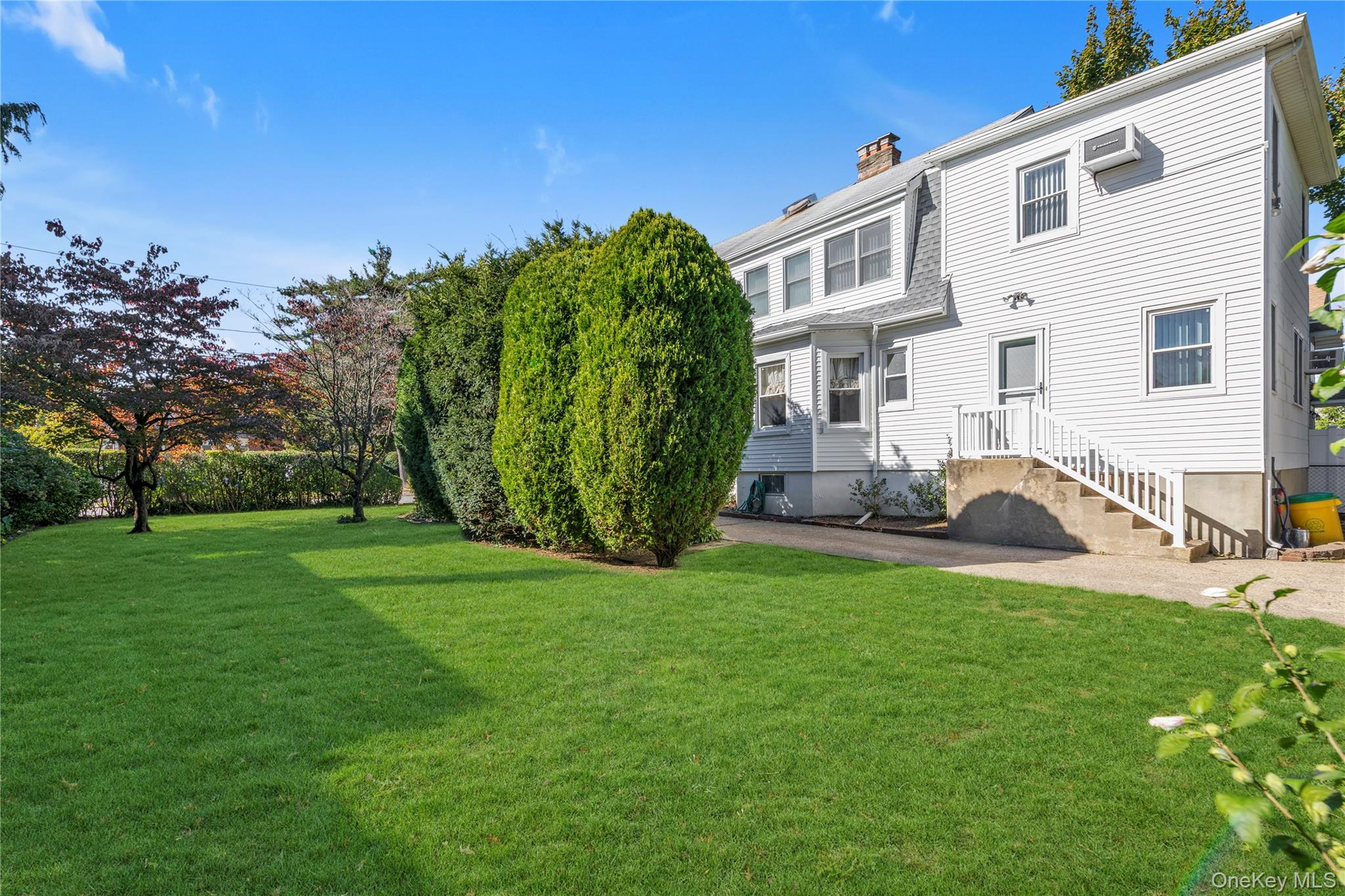 10 Sunset Avenue – For Sale photo 21