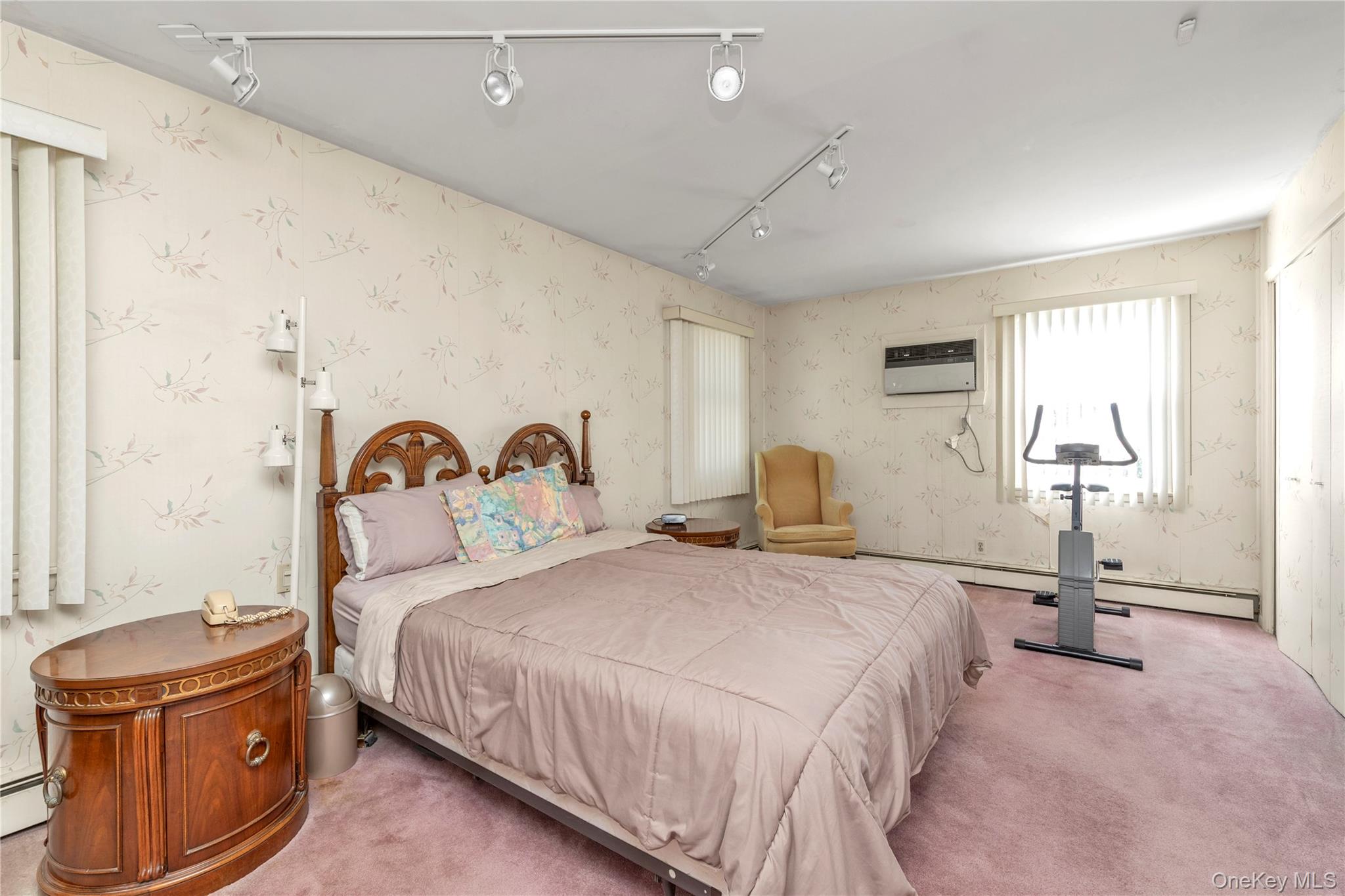 10 Sunset Avenue – For Sale photo 15