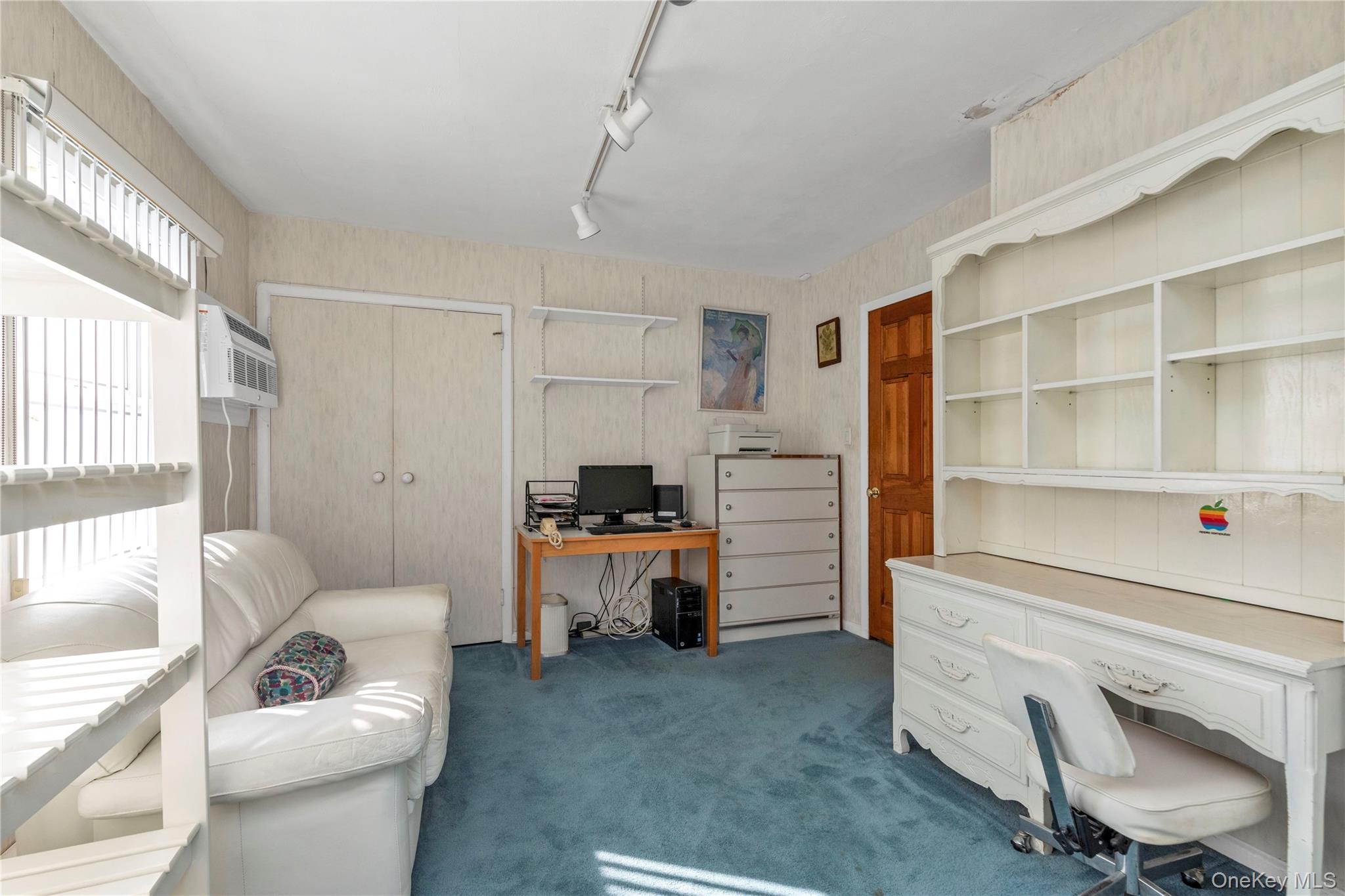 10 Sunset Avenue – For Sale photo 18