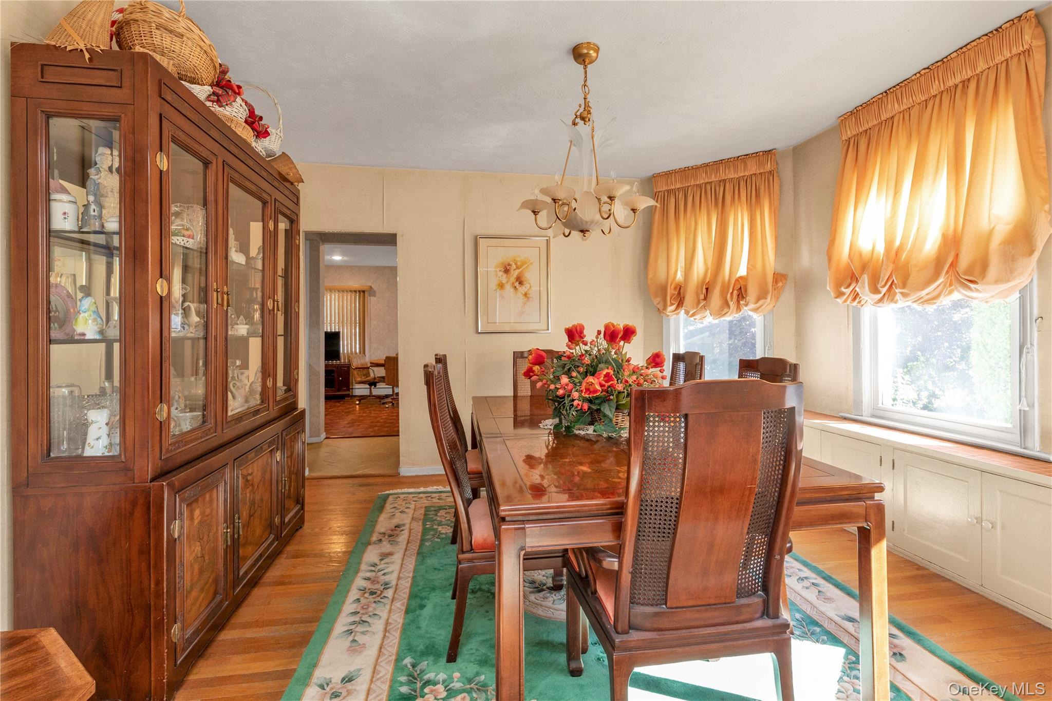 10 Sunset Avenue – For Sale photo 8