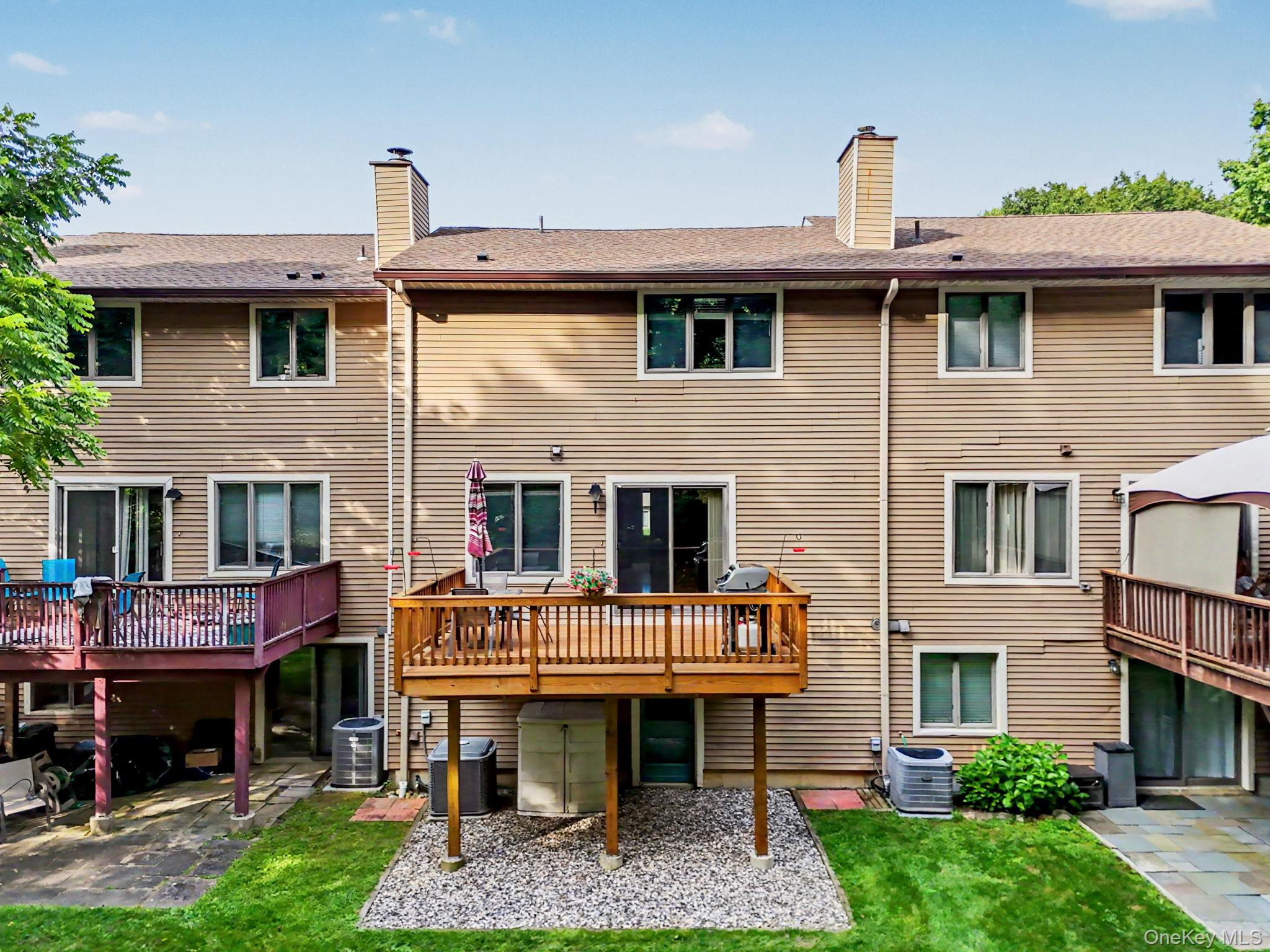 60 Krystal Drive – For Sale photo 3