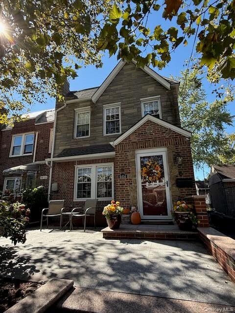 6414 83rd Place – For Sale