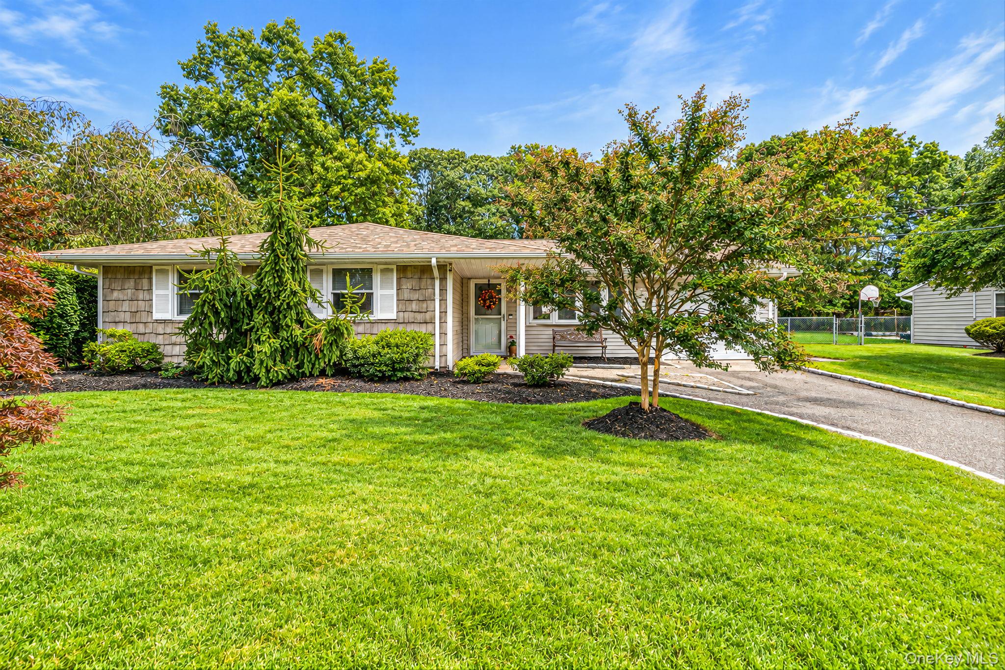 5 Allegheny Drive S – For Sale photo 2