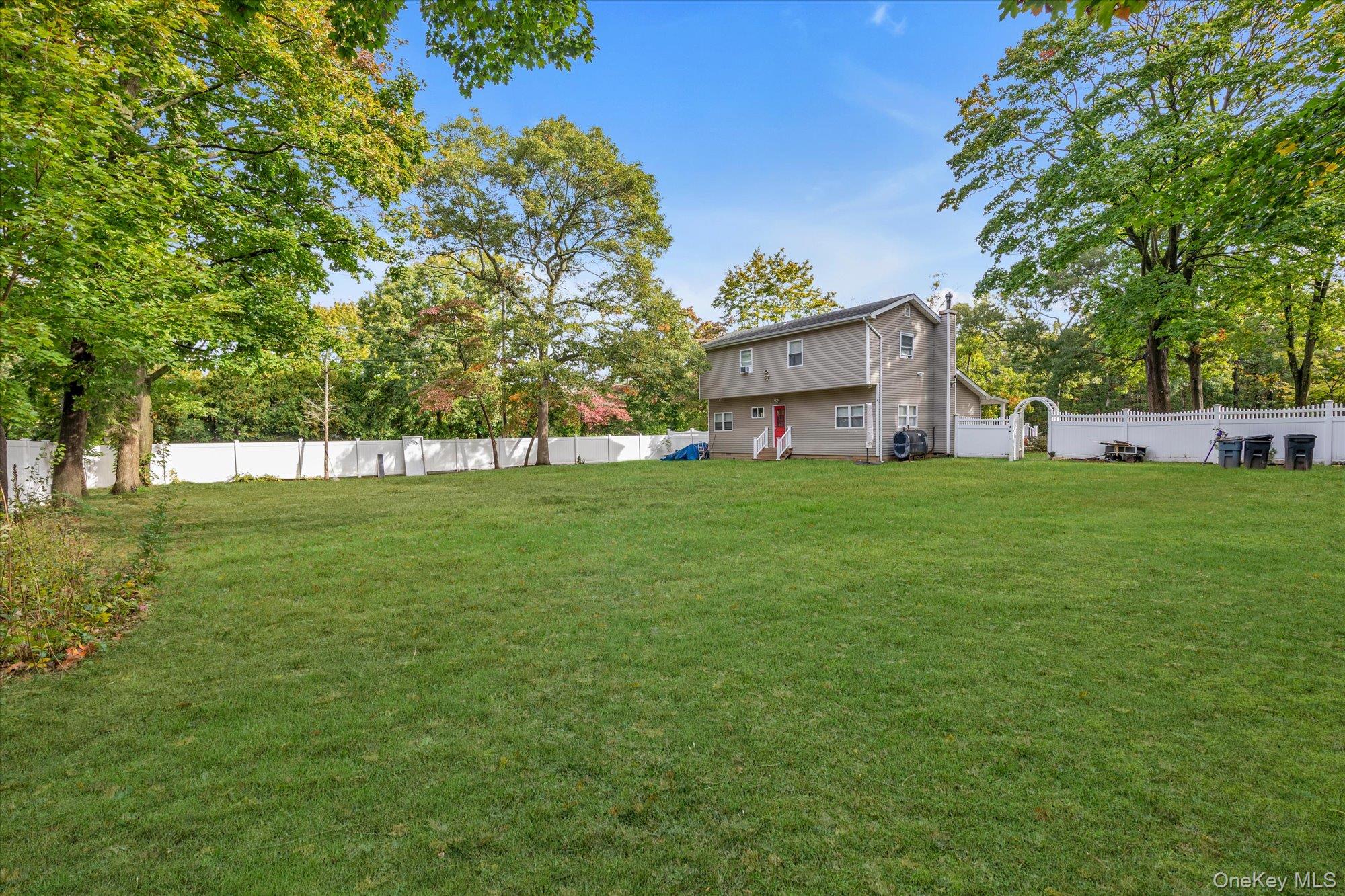 470 Bicycle Path – For Sale photo 16