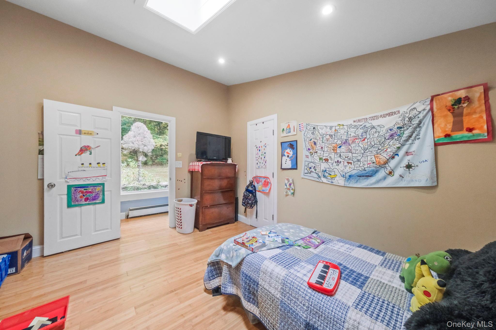 21 Meads Lane – For Sale photo 19