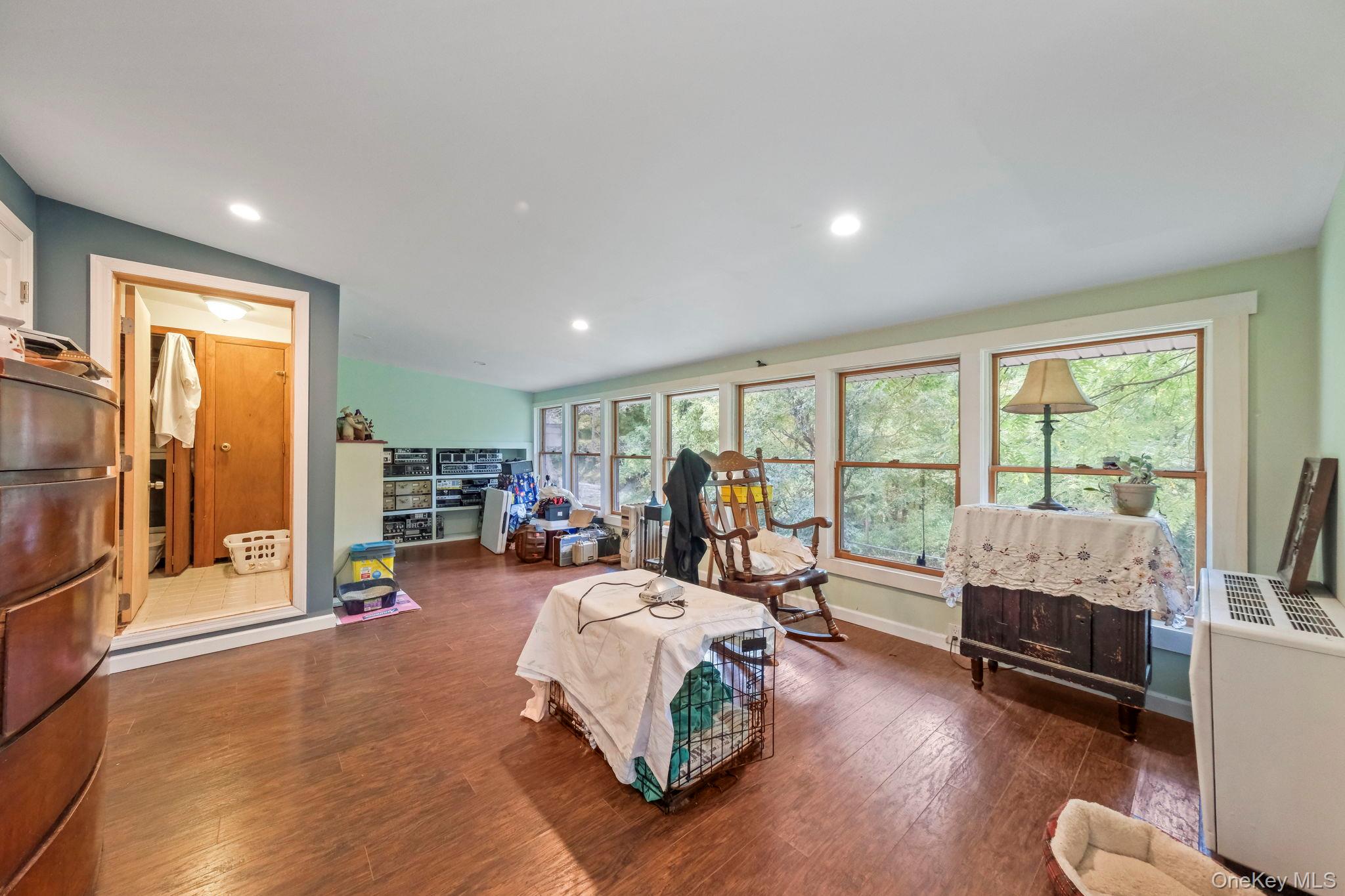 21 Meads Lane – For Sale photo 21
