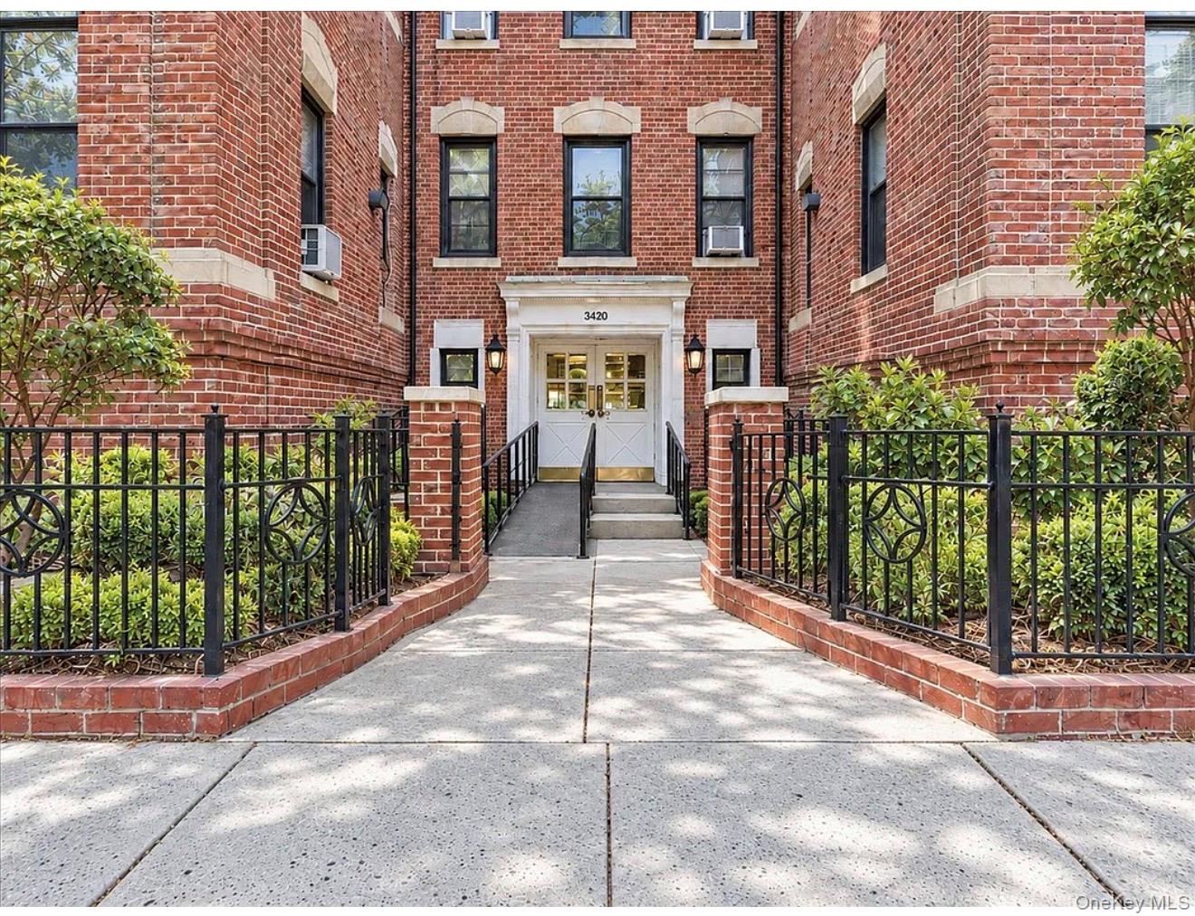 34-20 S 83rd Street, Unit 6I