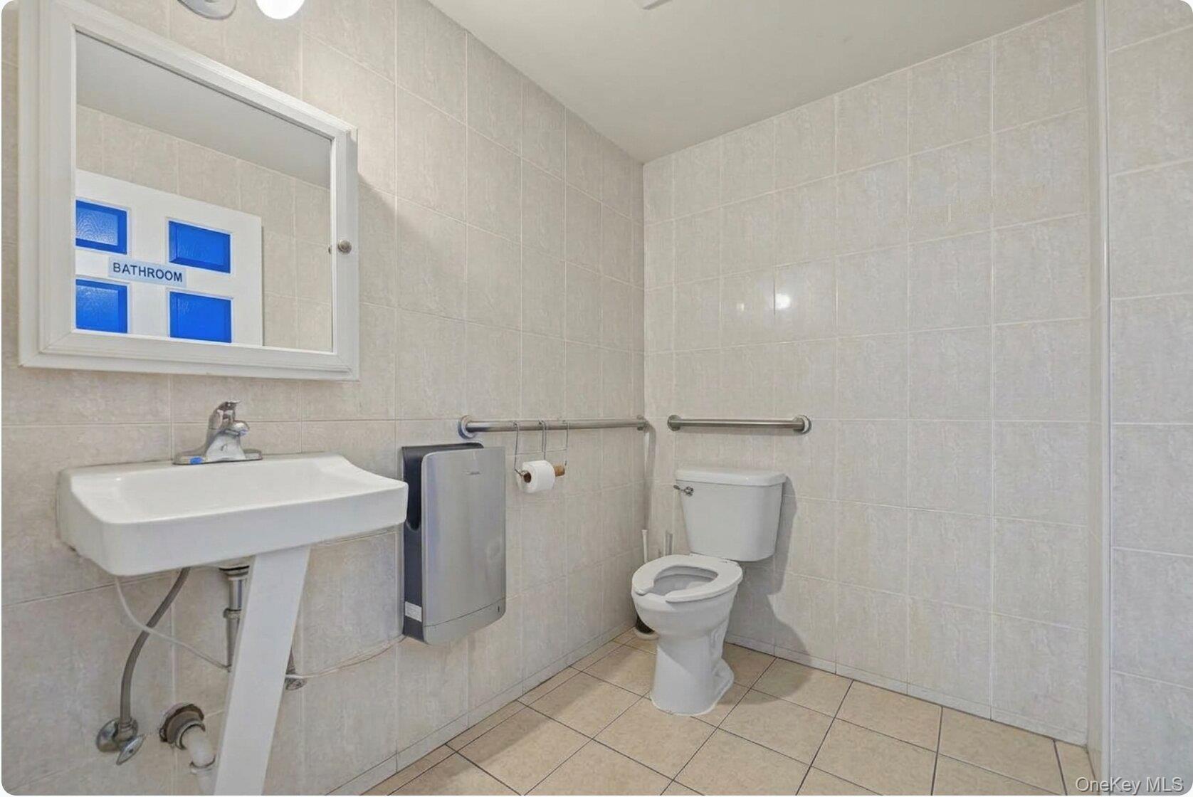 563 Johnson Avenue – For Sale photo 12