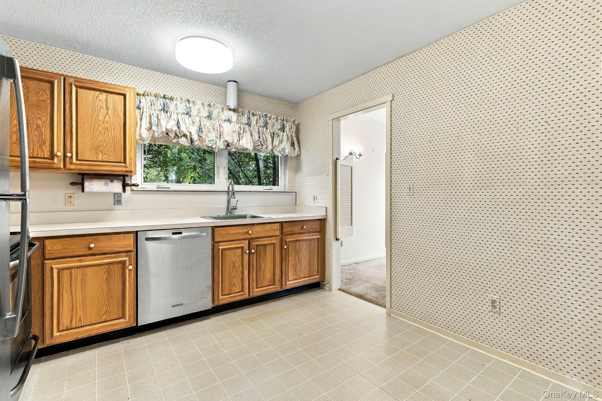 104 Heritage Hills, Unit A photo 6