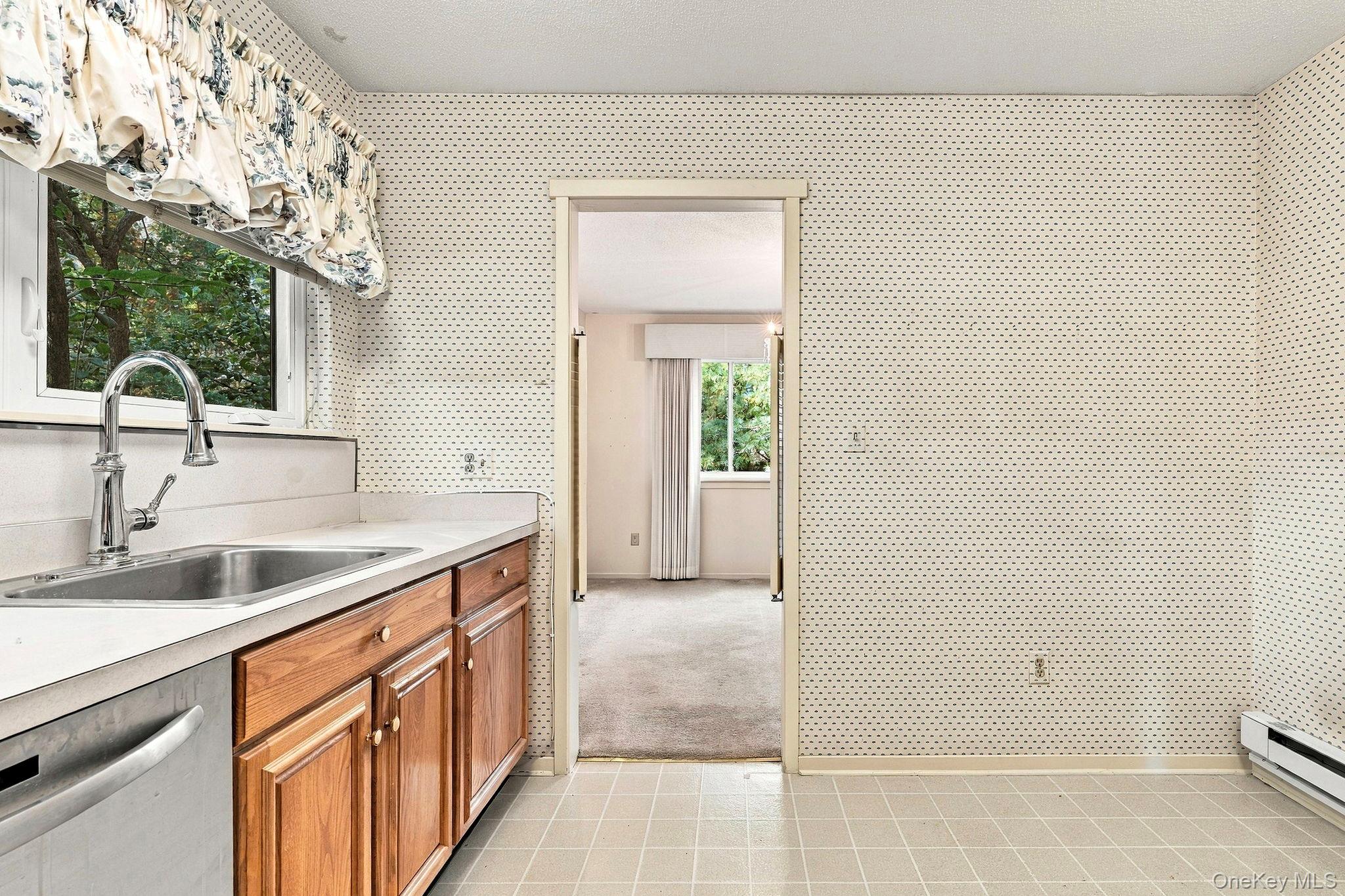 104 Heritage Hills, Unit A photo 5