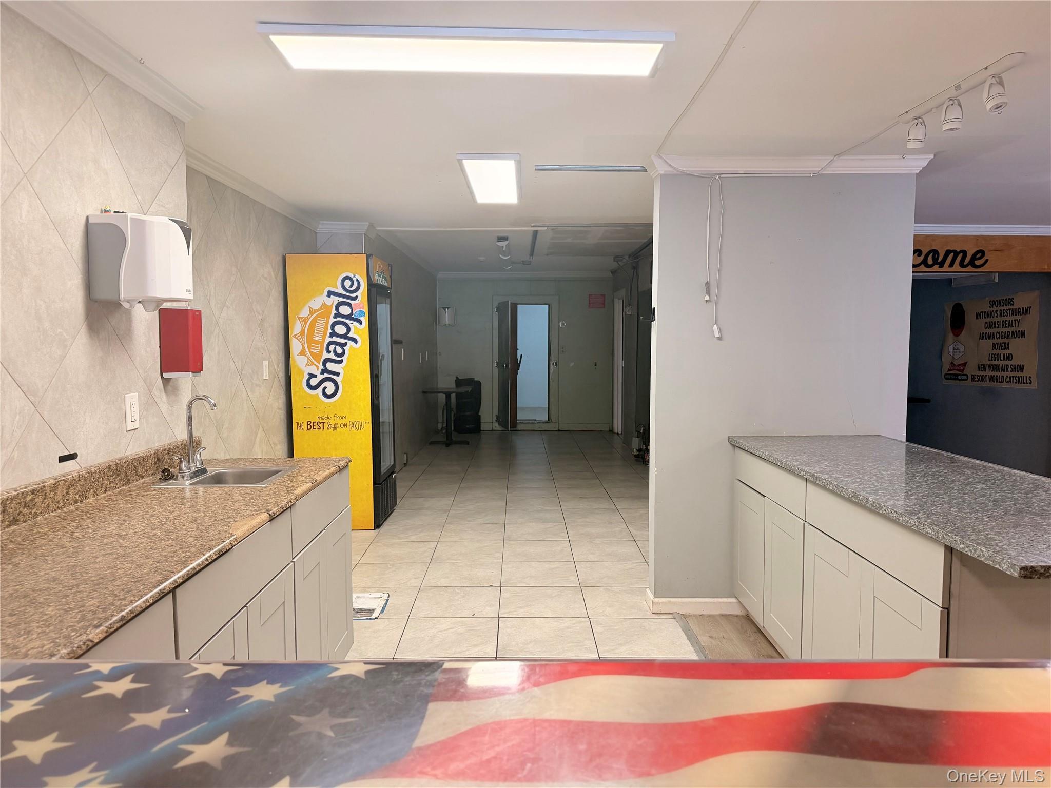118 Clinton Street, Unit 1 photo 9