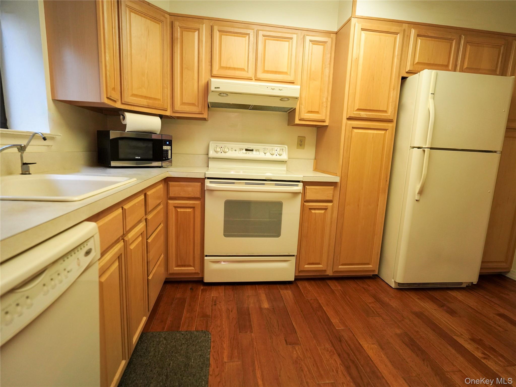 21 Canterbury Road, Unit 4 photo 14