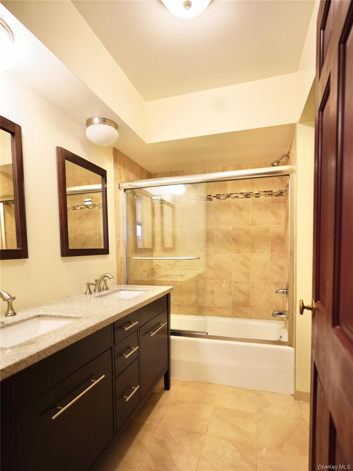 21 Canterbury Road, Unit 4 photo 29