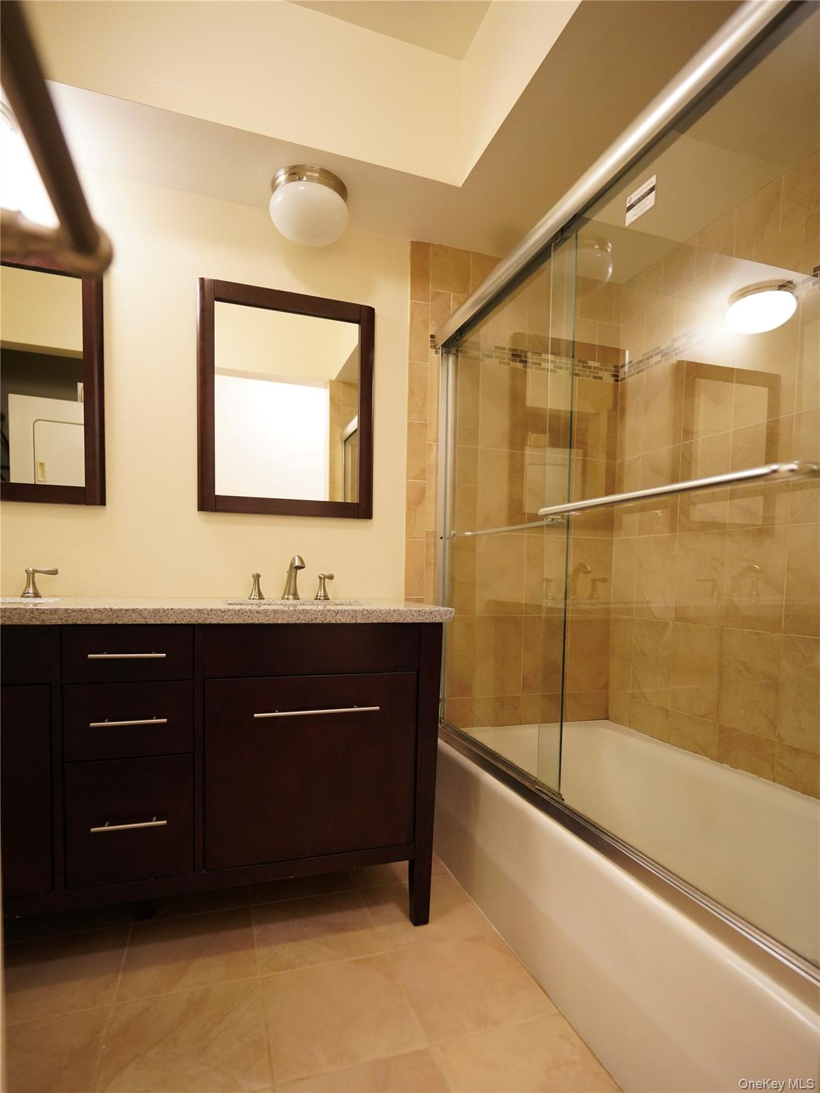 21 Canterbury Road, Unit 4 photo 33