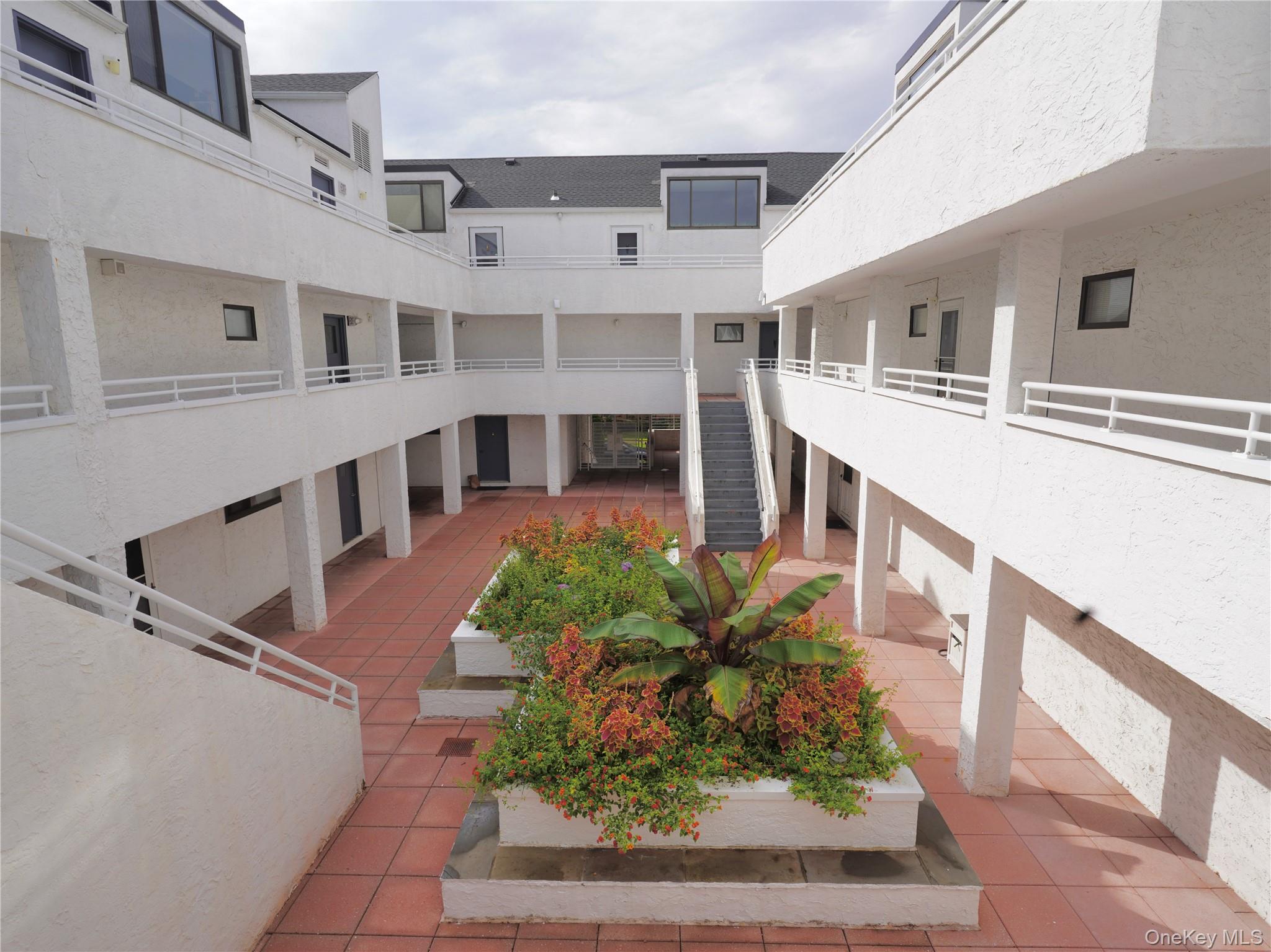 21 Canterbury Road, Unit 4 photo 36