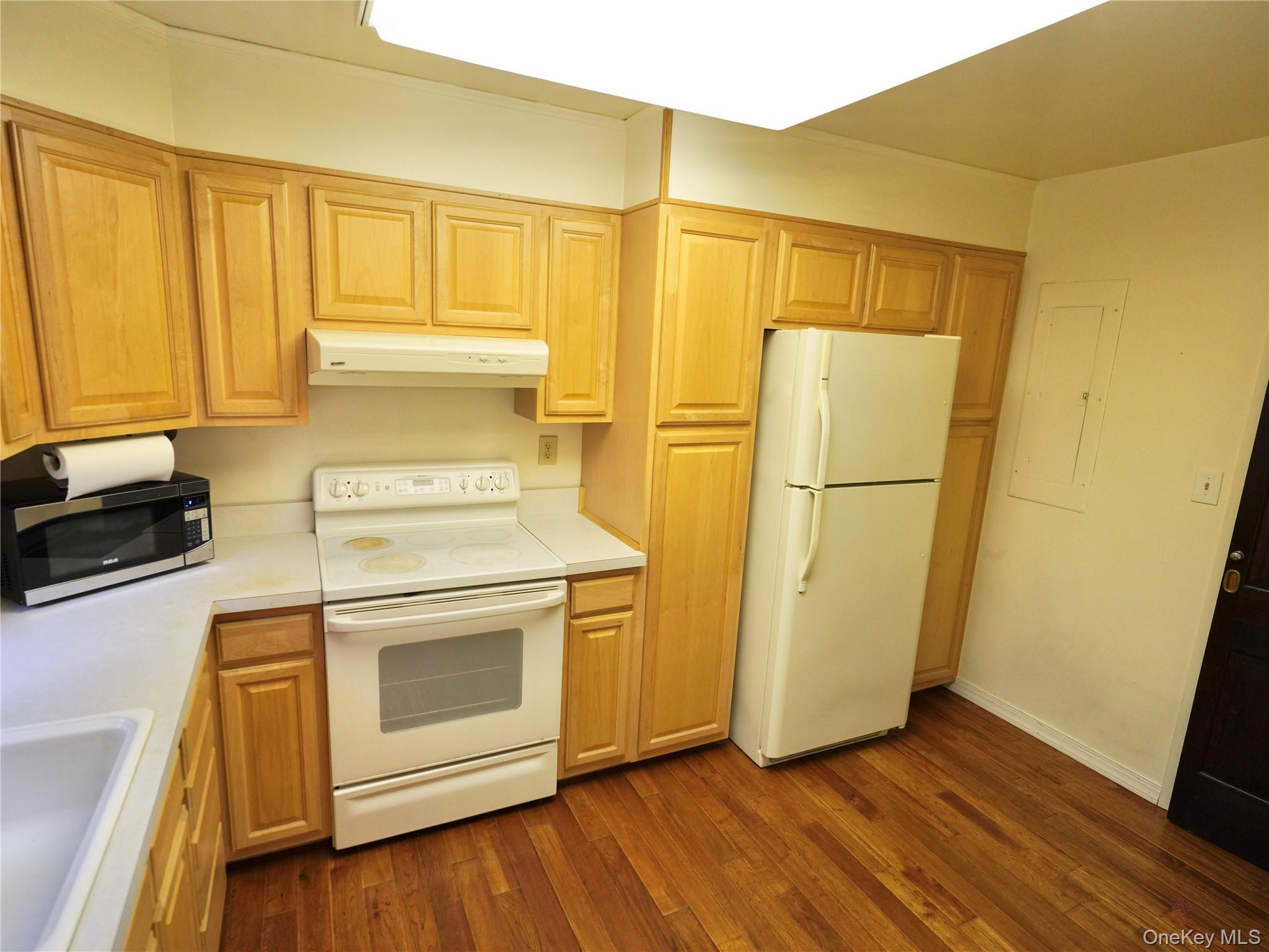 21 Canterbury Road, Unit 4 photo 15
