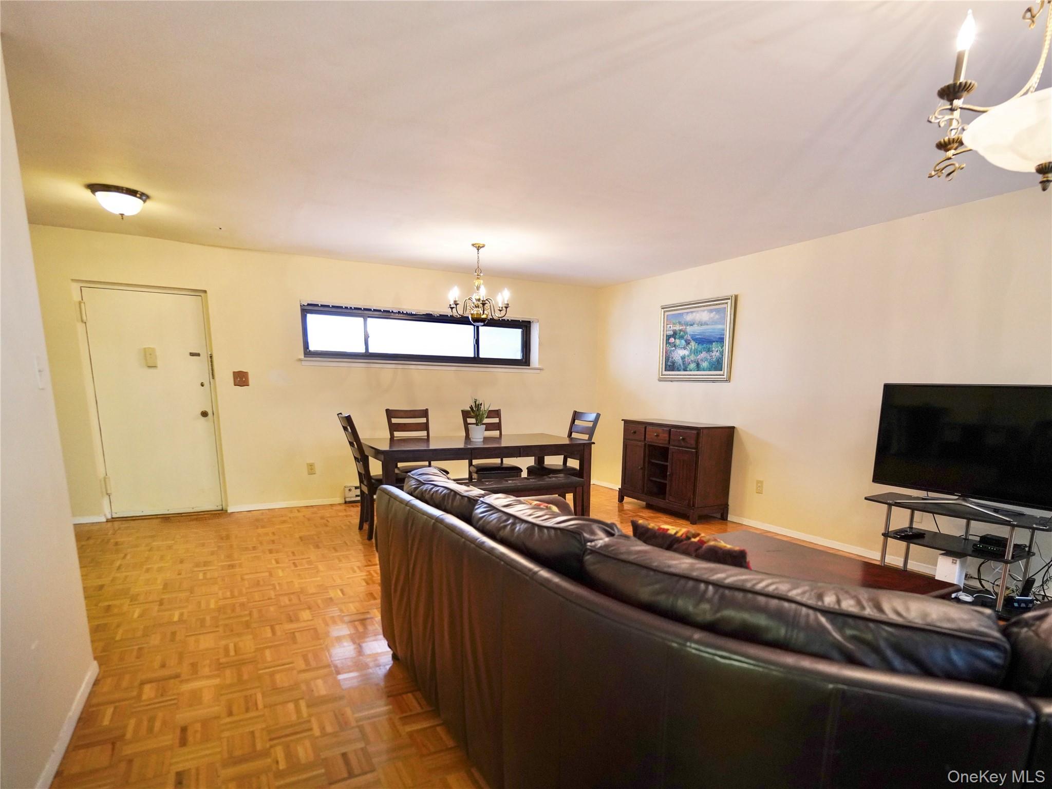 21 Canterbury Road, Unit 4 photo 8