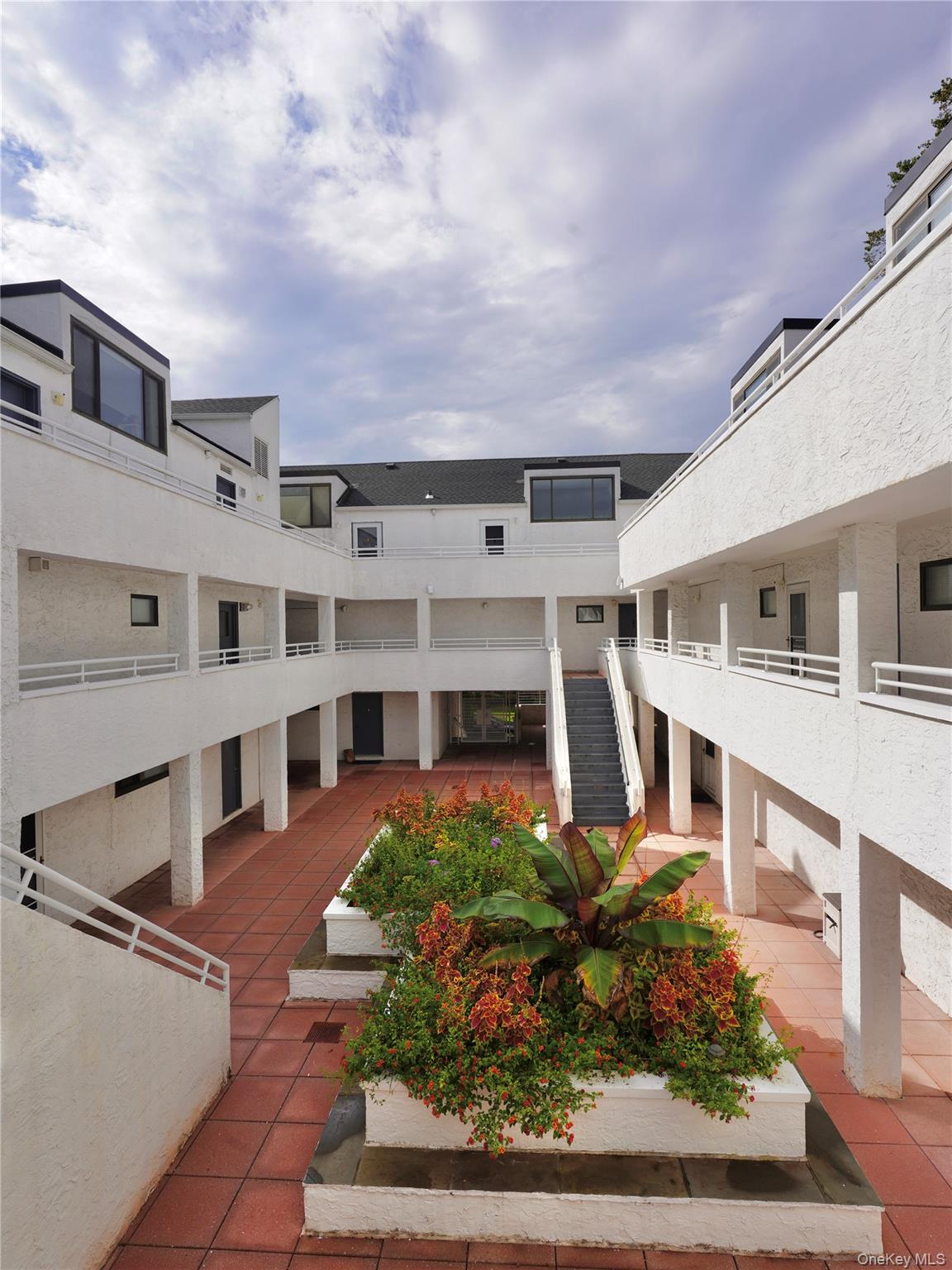 21 Canterbury Road, Unit 4 photo 37