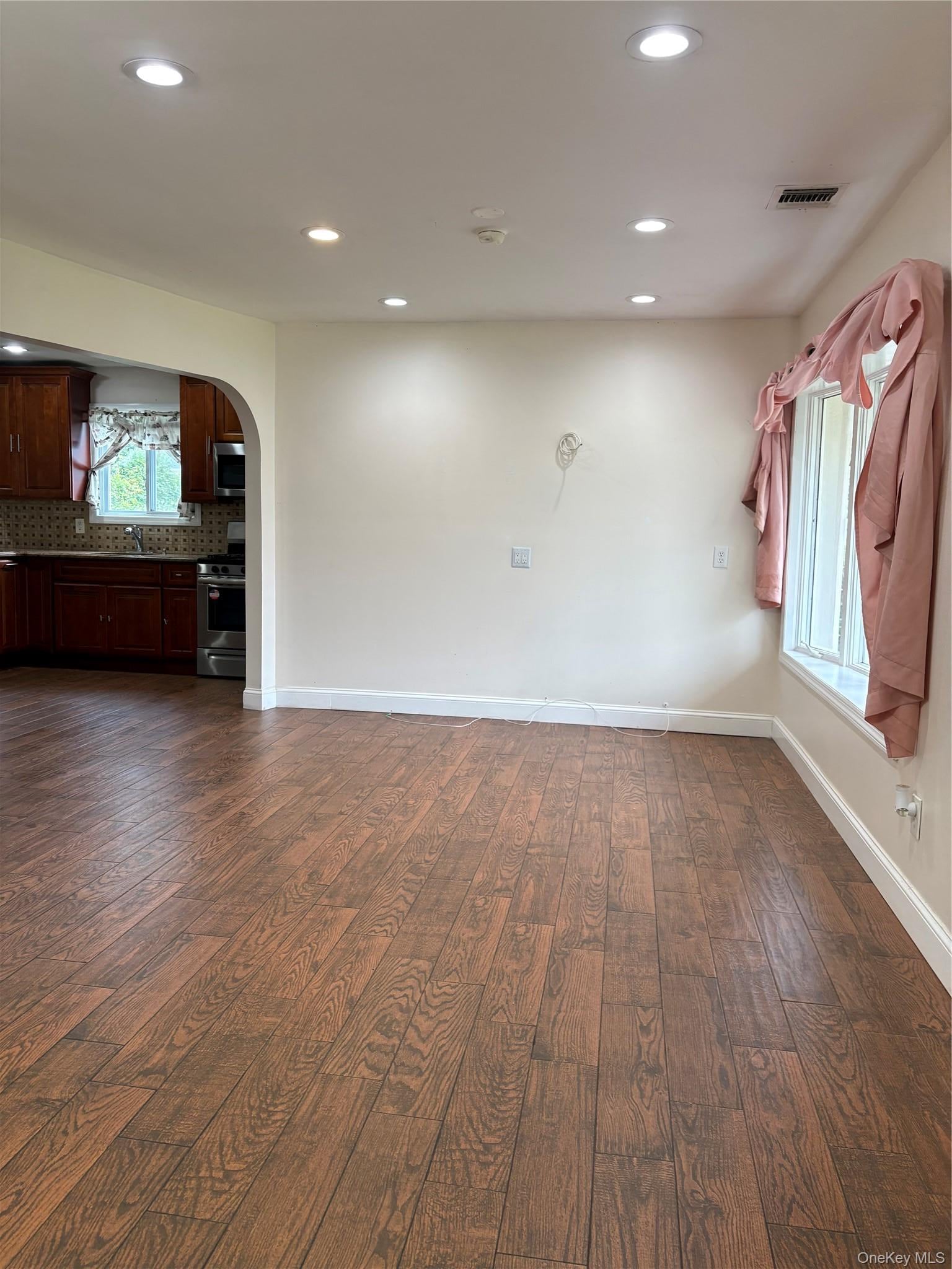 290 Leaf Avenue – For Rent photo 13