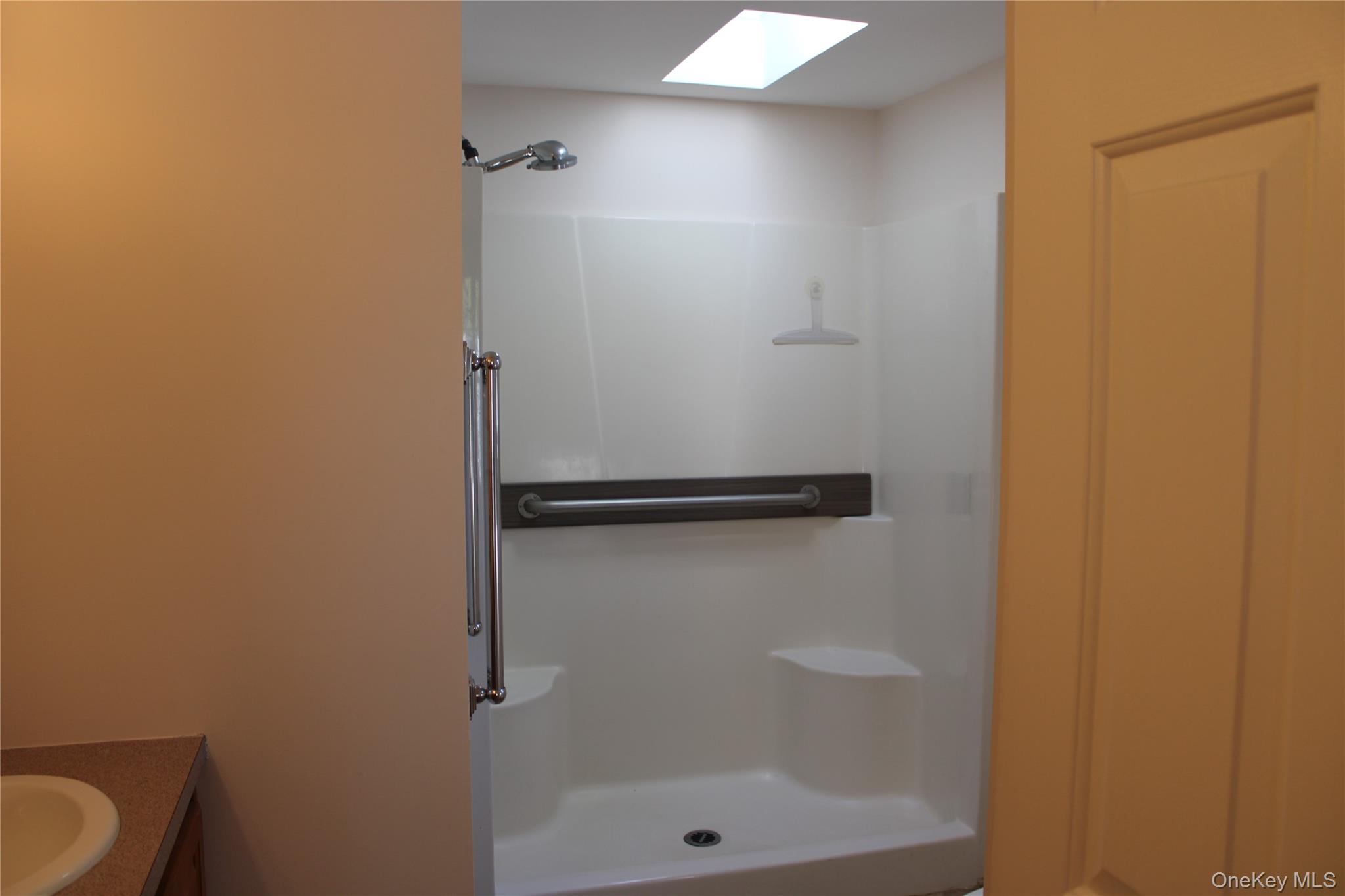 1661 Old Country Road, Unit 77 photo 24
