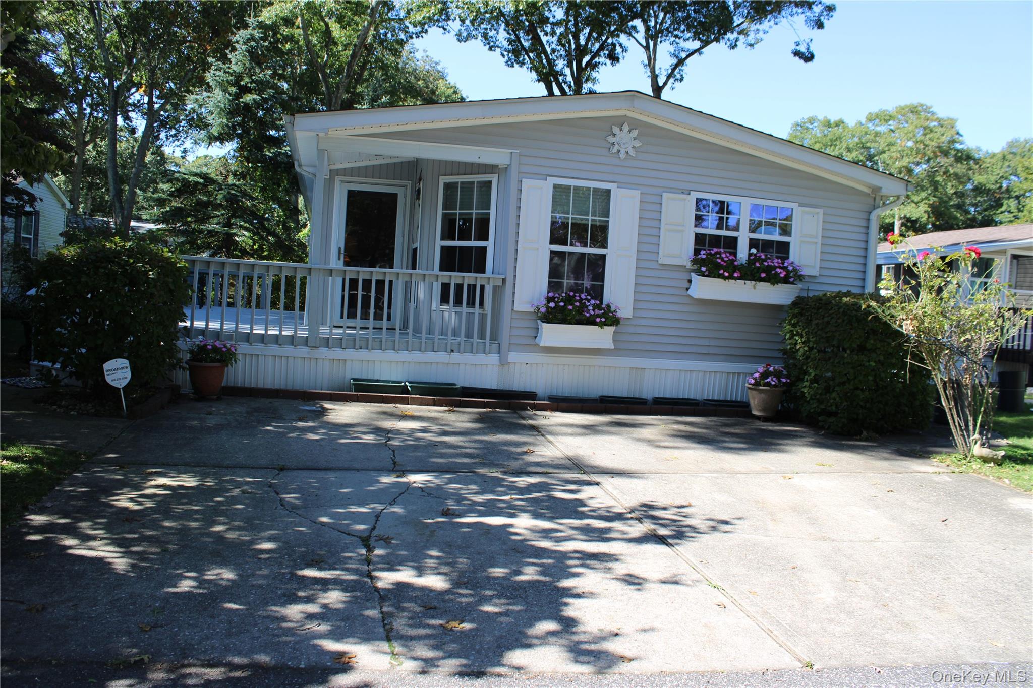 1661 Old Country Road, Unit 77 photo 2