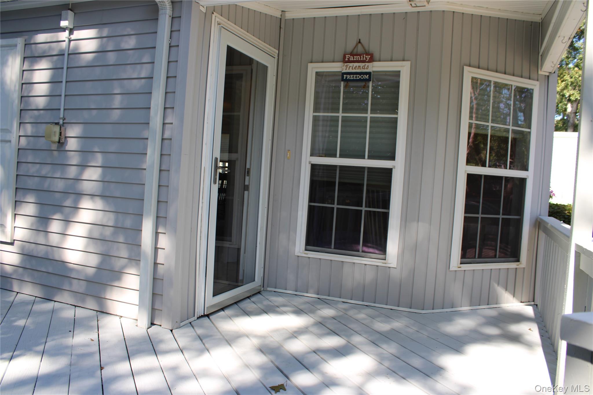 1661 Old Country Road, Unit 77 photo 3