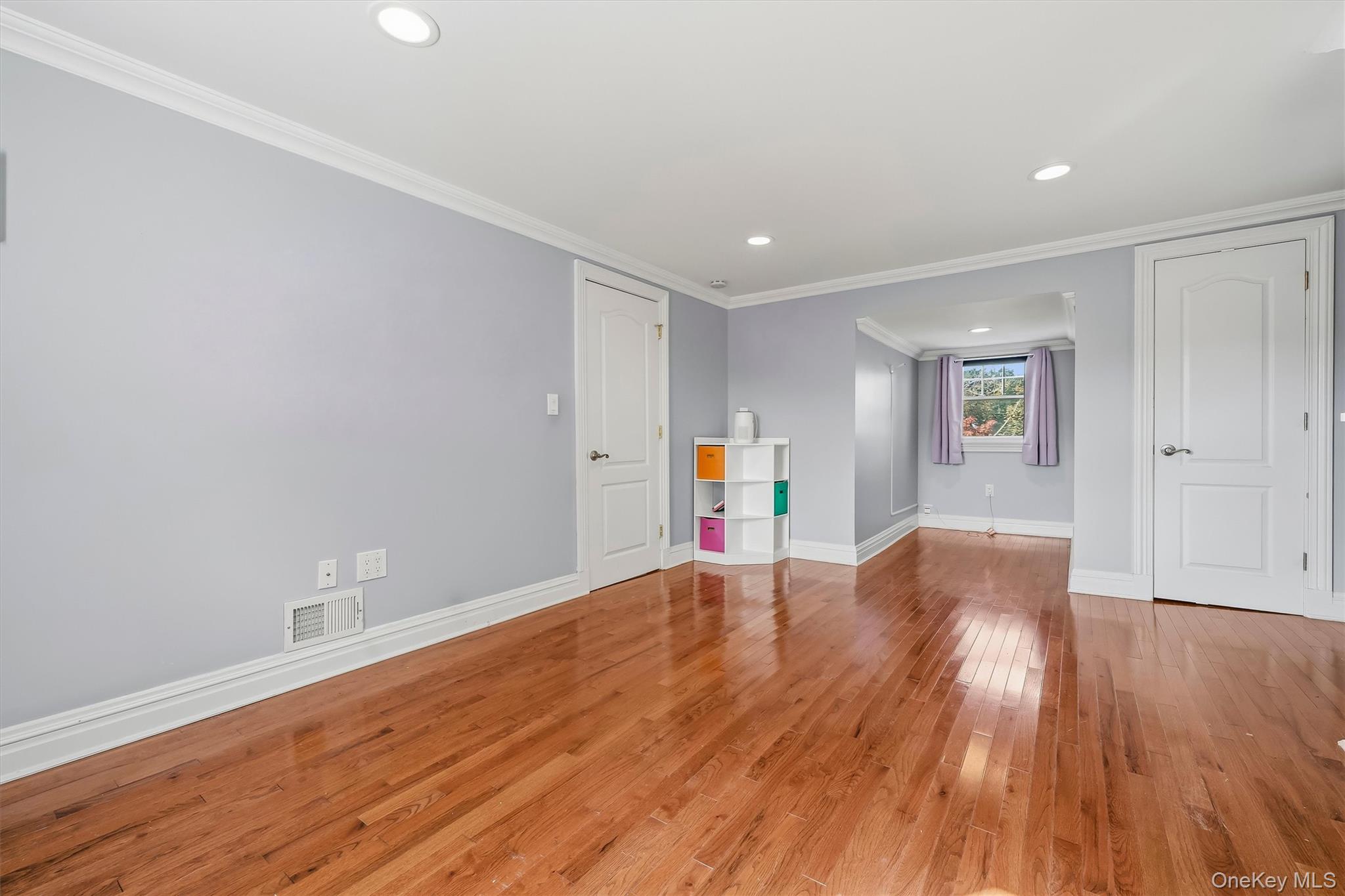 26 Custer Avenue – For Sale photo 26