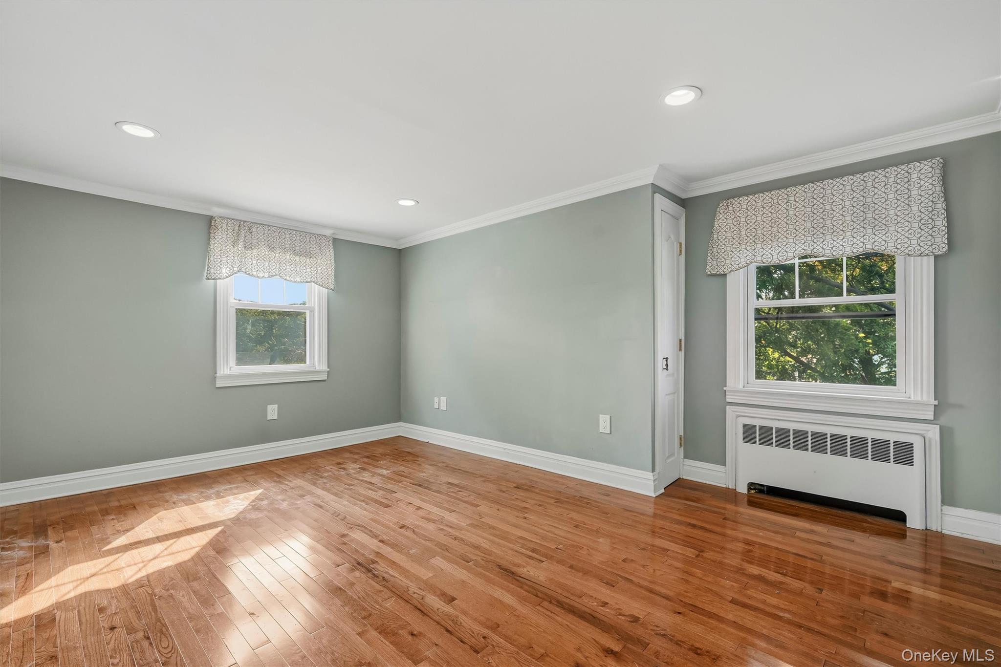 26 Custer Avenue – For Sale photo 24