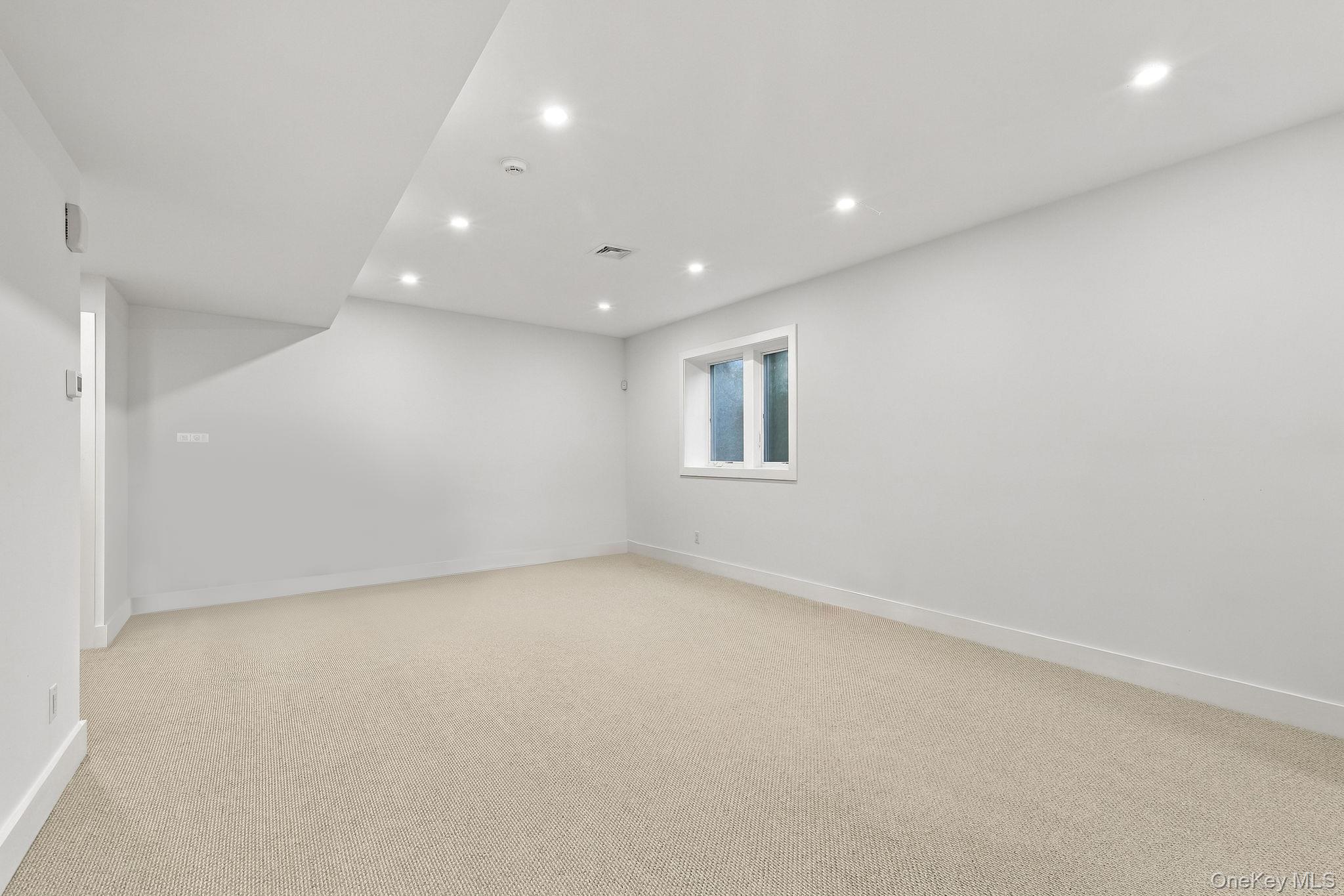 69 High Street – For Rent photo 29