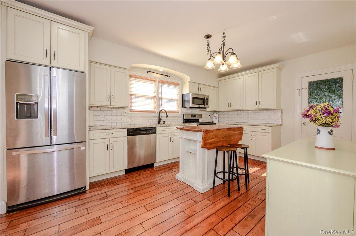 412 Fire Island Avenue – For Sale photo 8