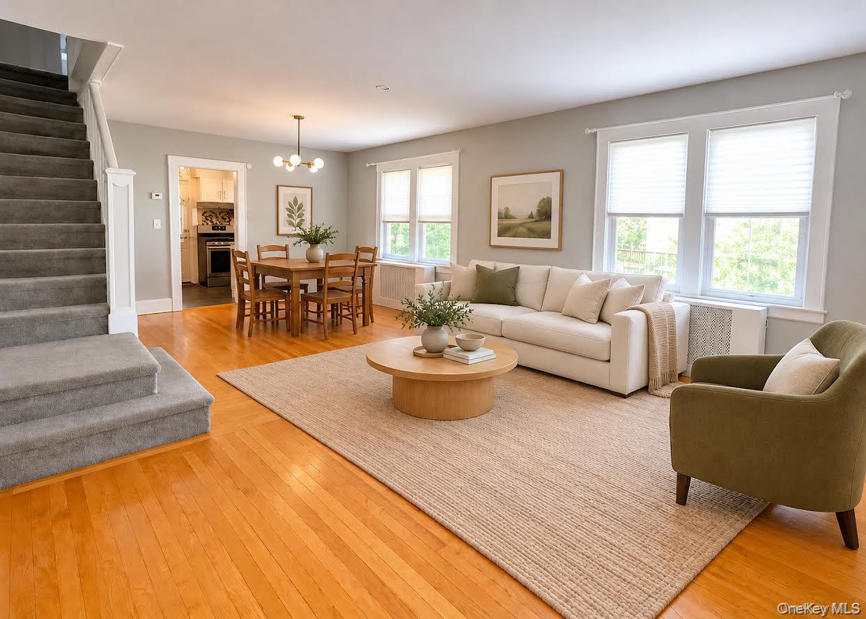 306 Soundview Avenue, Unit Right photo 6