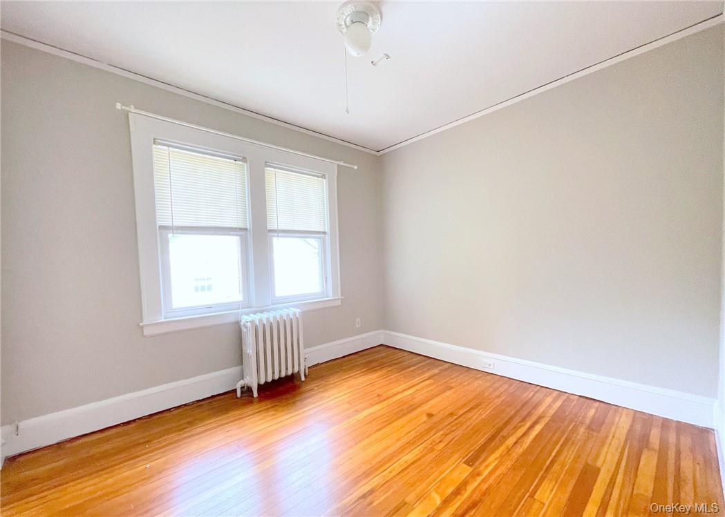 306 Soundview Avenue, Unit Right photo 29