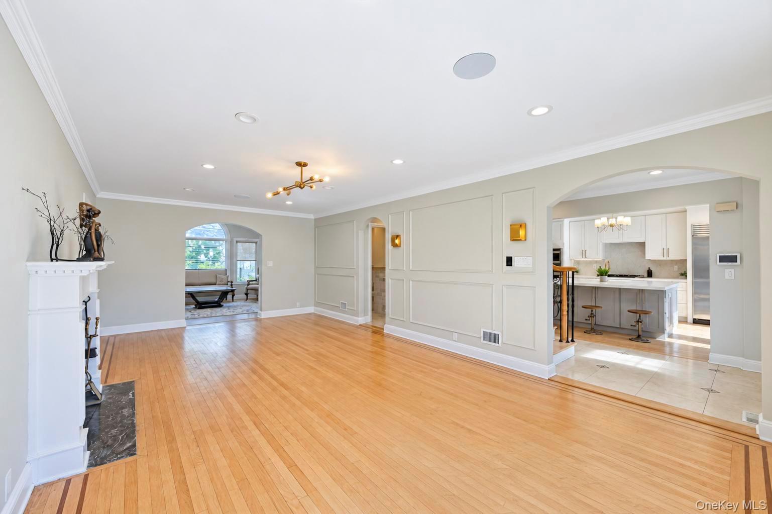18 Pond Park Road – For Sale photo 8