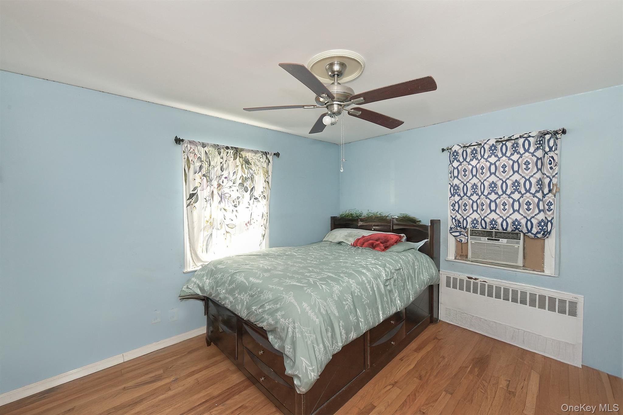 2233 6th Street – For Sale photo 9