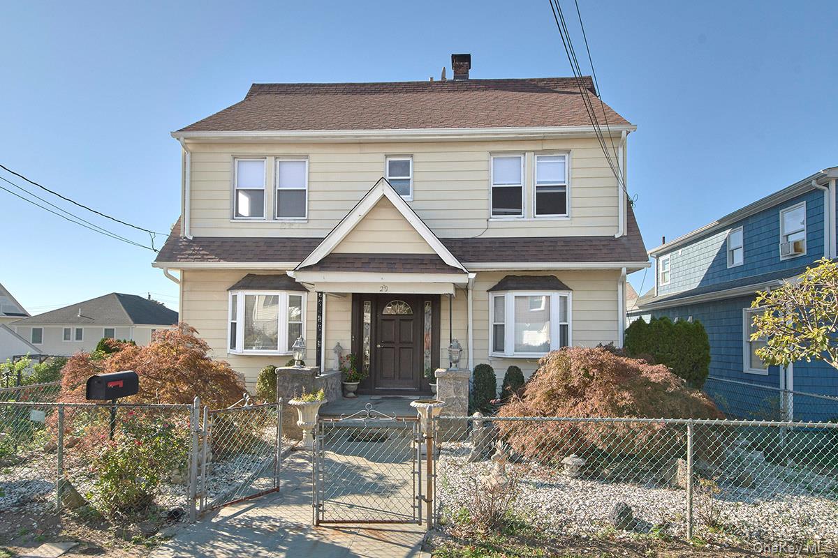 29 Lakeview Avenue – For Rent