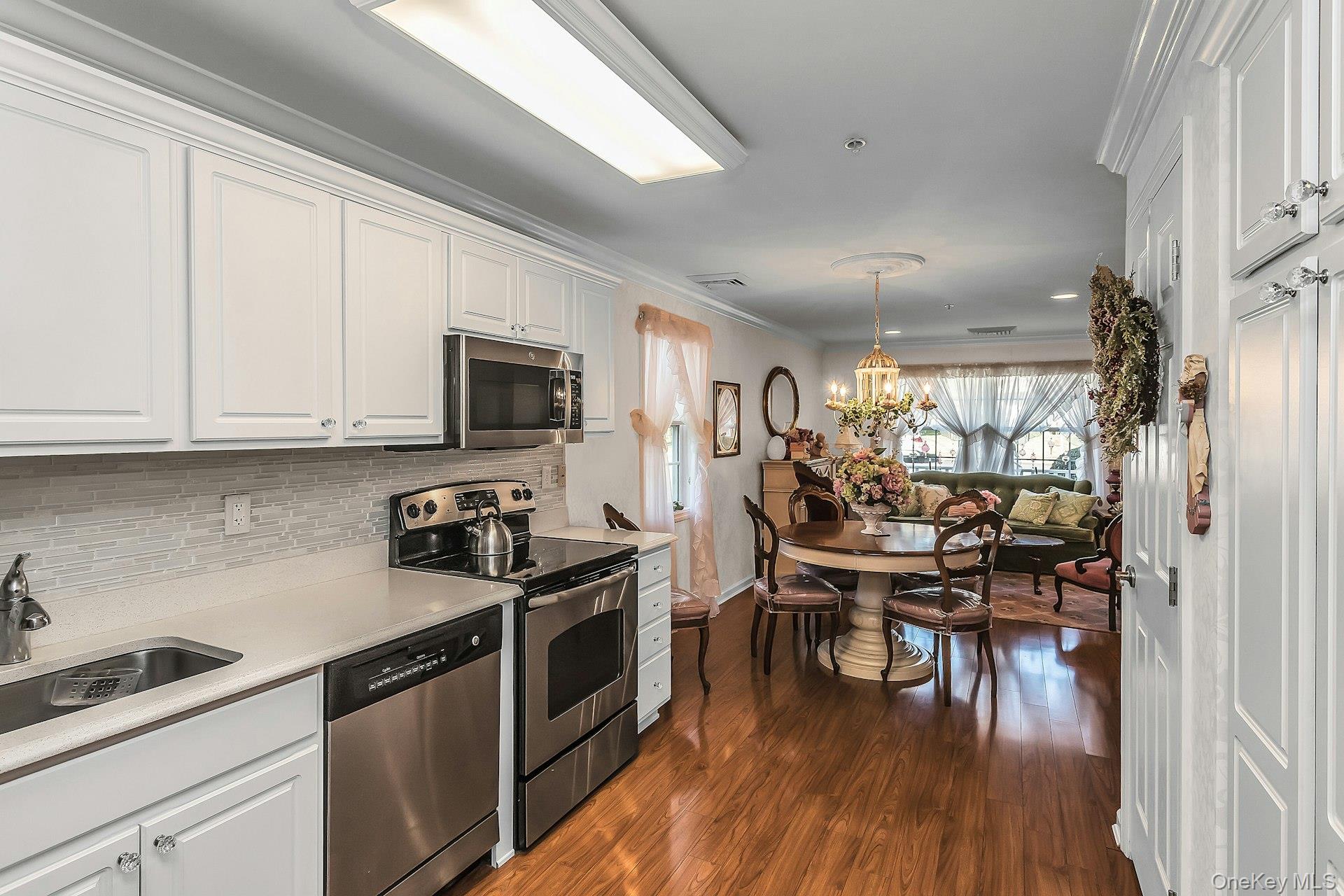 101 Willow Lane – For Sale photo 11