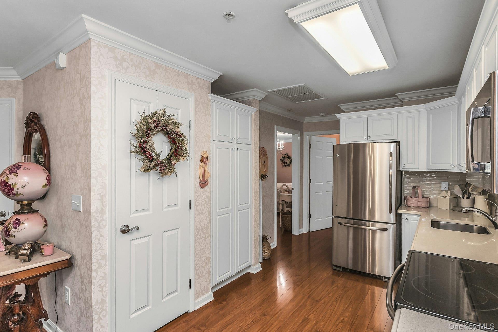 101 Willow Lane – For Sale photo 10