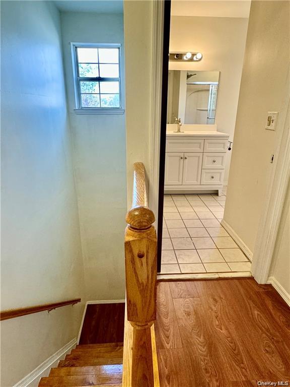 10 Kensington Way – For Rent photo 9