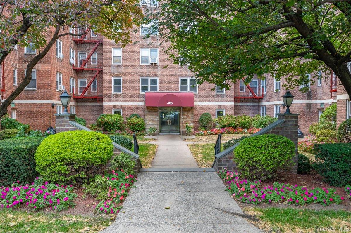 485 Bronx River Road, Unit A23 photo 14