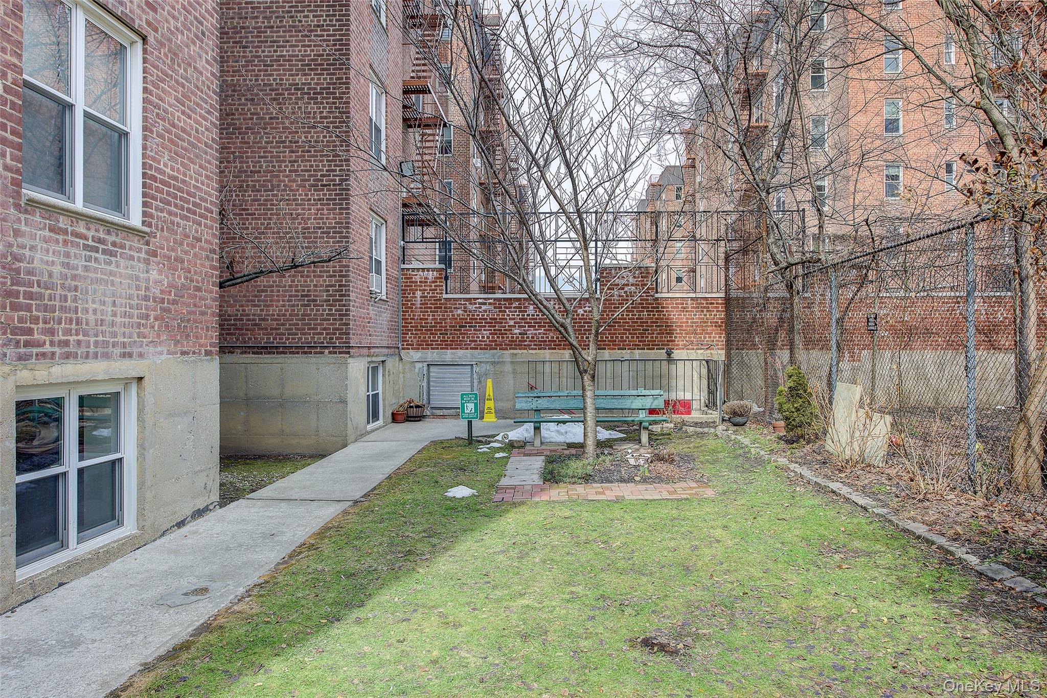 33-25 81 Street, Unit 2E photo 16
