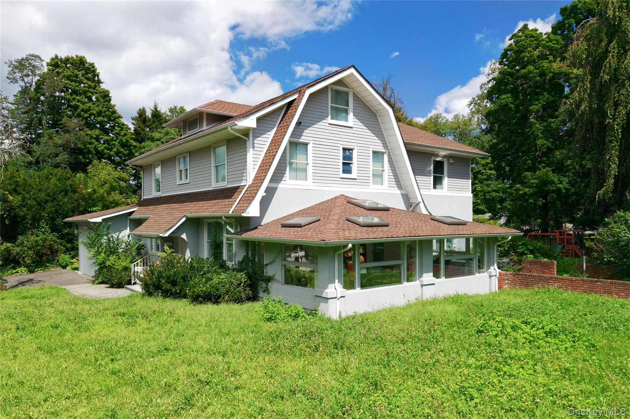 51 Bayview Avenue – For Sale photo 2