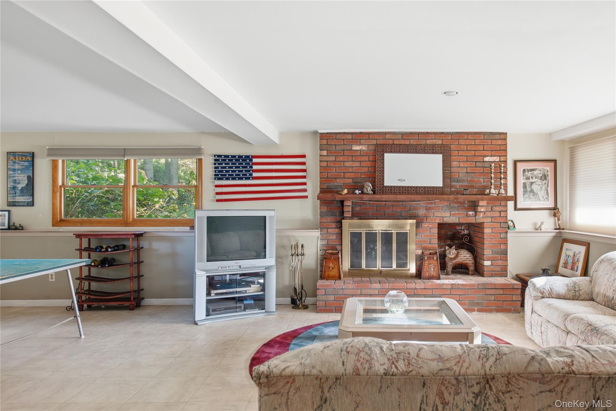 1 High Hill – For Sale photo 22