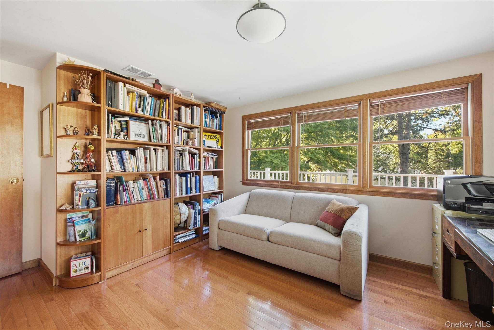 1 High Hill – For Sale photo 17