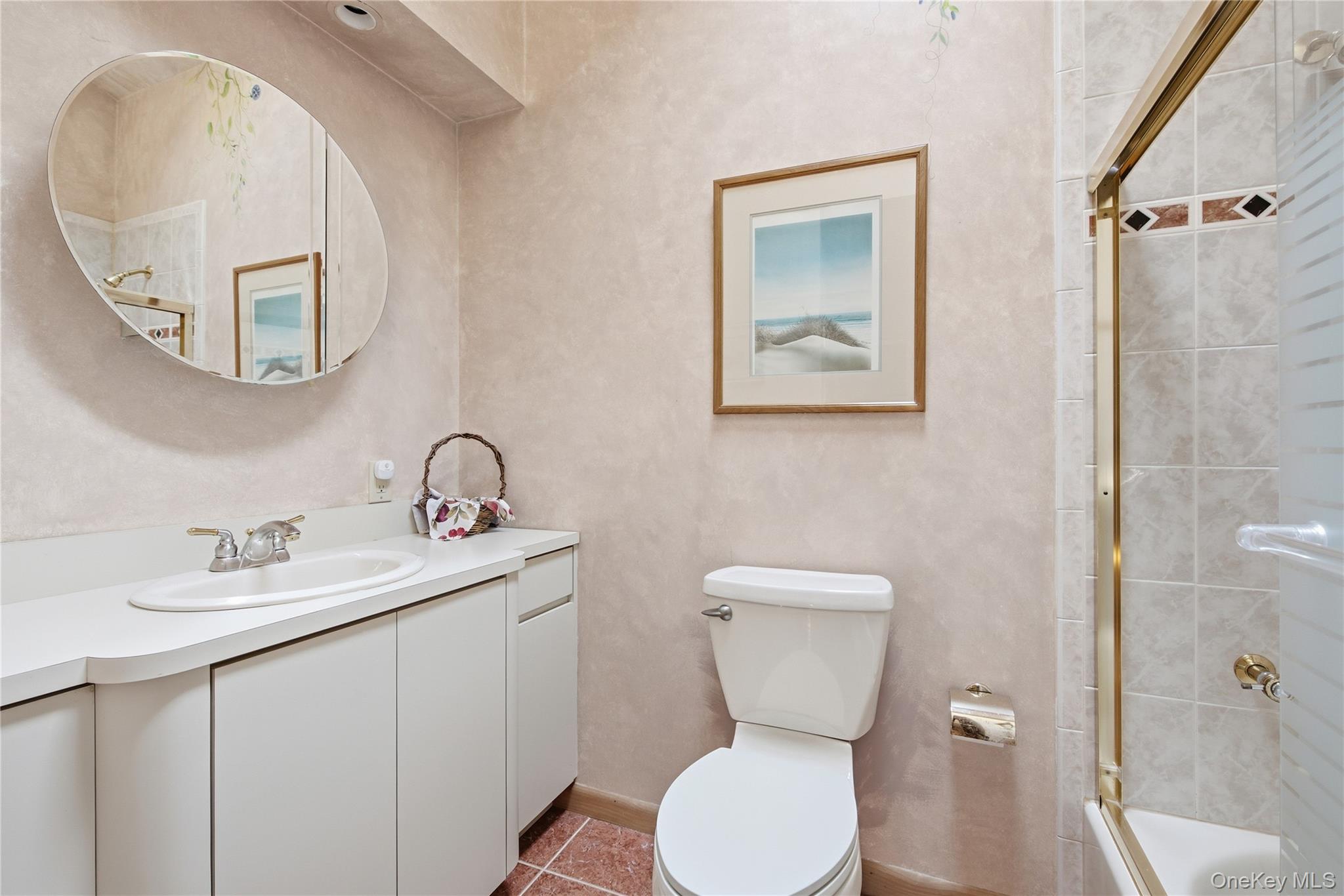 1 High Hill – For Sale photo 21