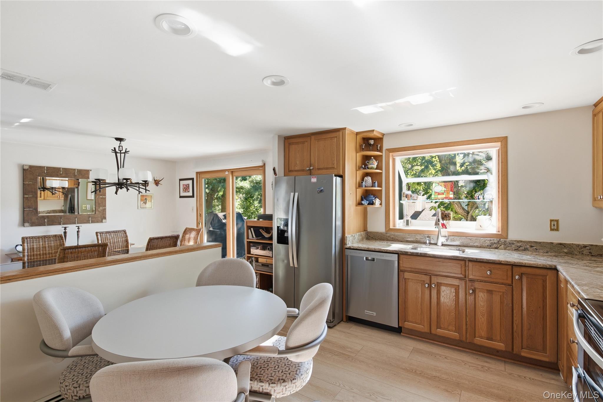 1 High Hill – For Sale photo 9