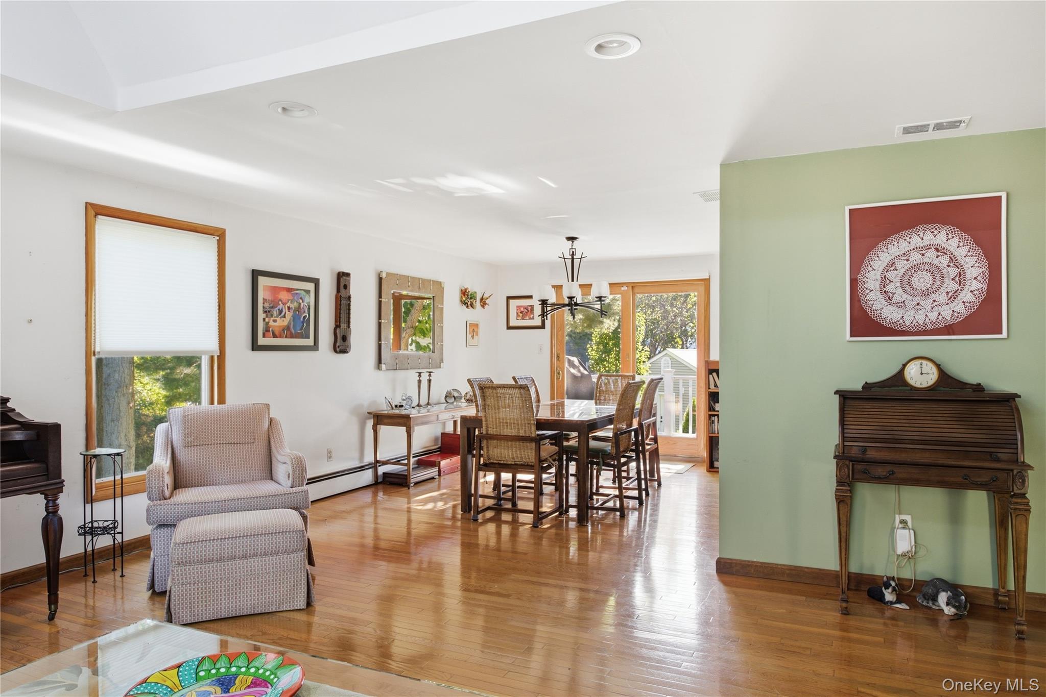 1 High Hill – For Sale photo 5